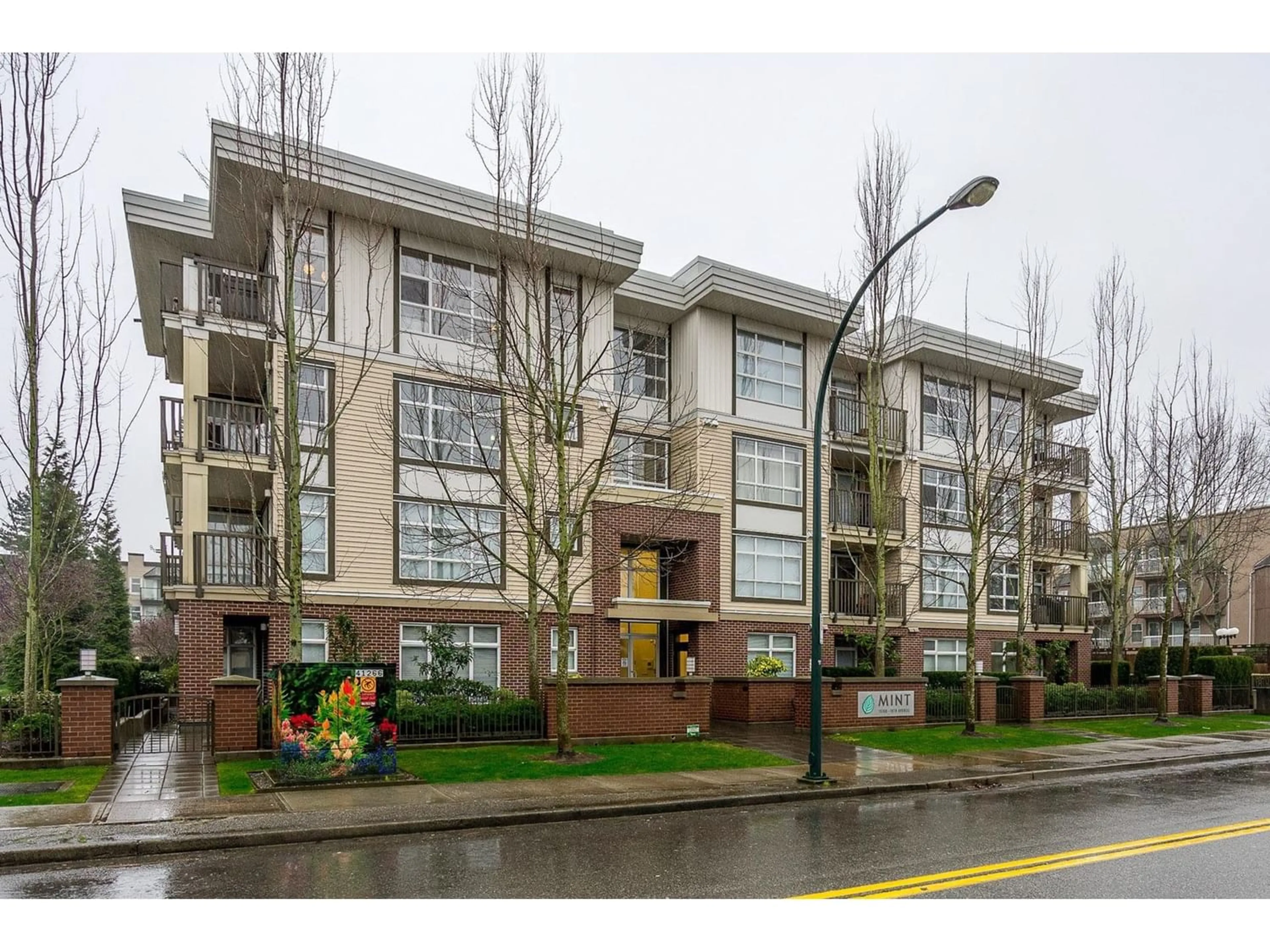 A pic from exterior of the house or condo for 302 15168 19 AVENUE, Surrey British Columbia V4A0A5