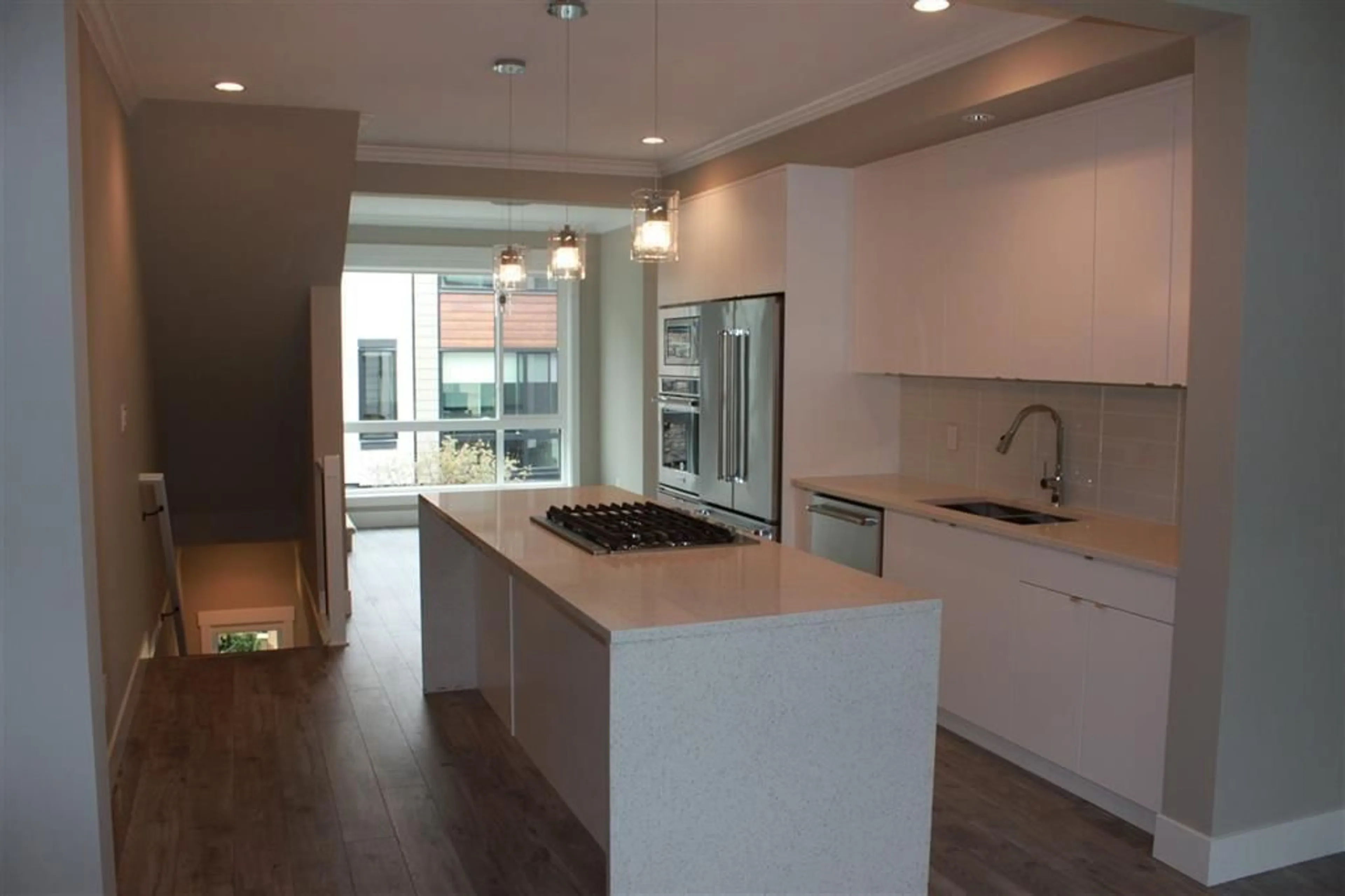 Kitchen for 86 16488 64 AVENUE, Surrey British Columbia V3S6X6