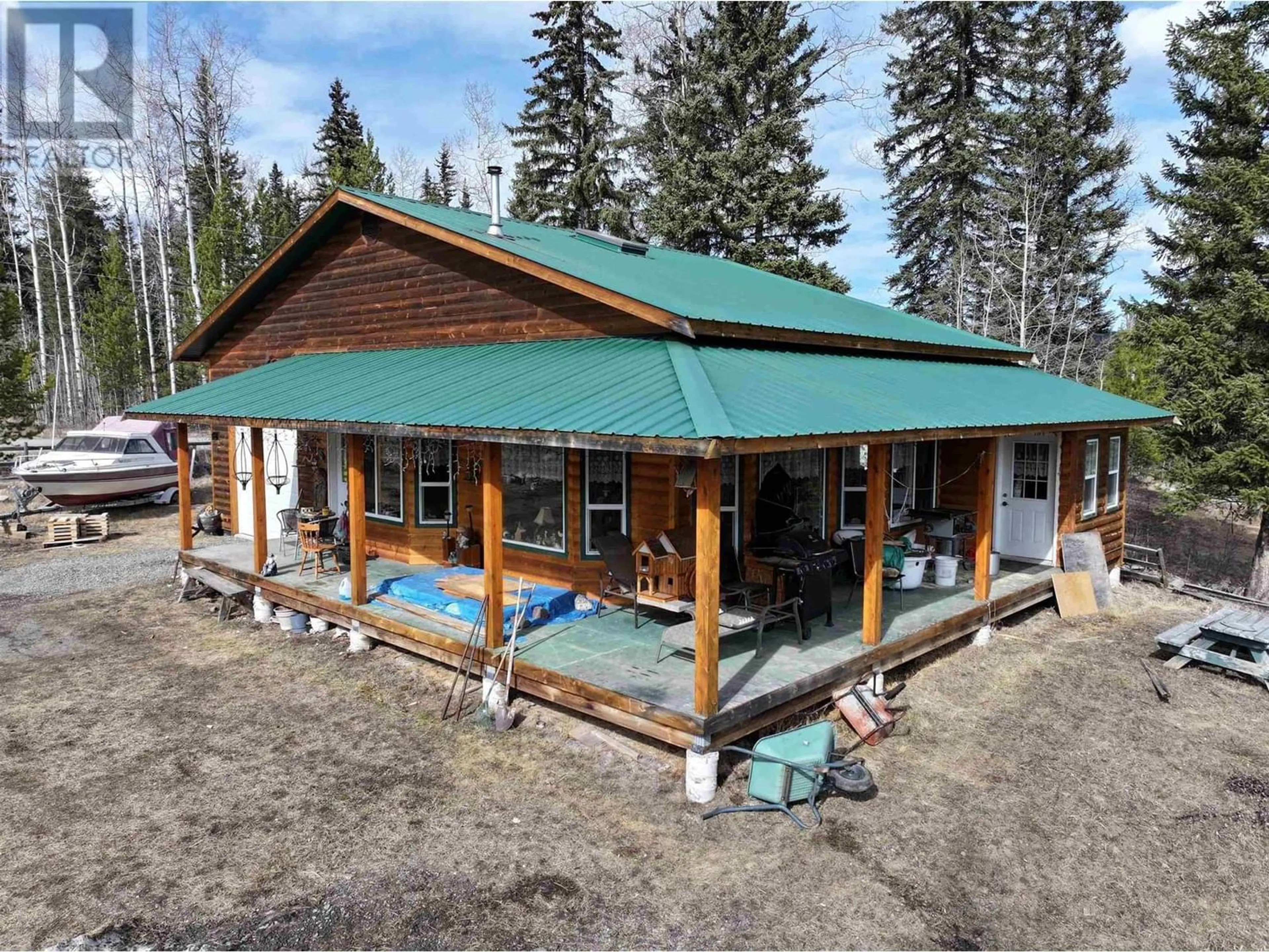 Cottage for 7478 BURGESS ROAD, Deka Lake / Sulphurous / Hathaway Lakes British Columbia V0K1X0