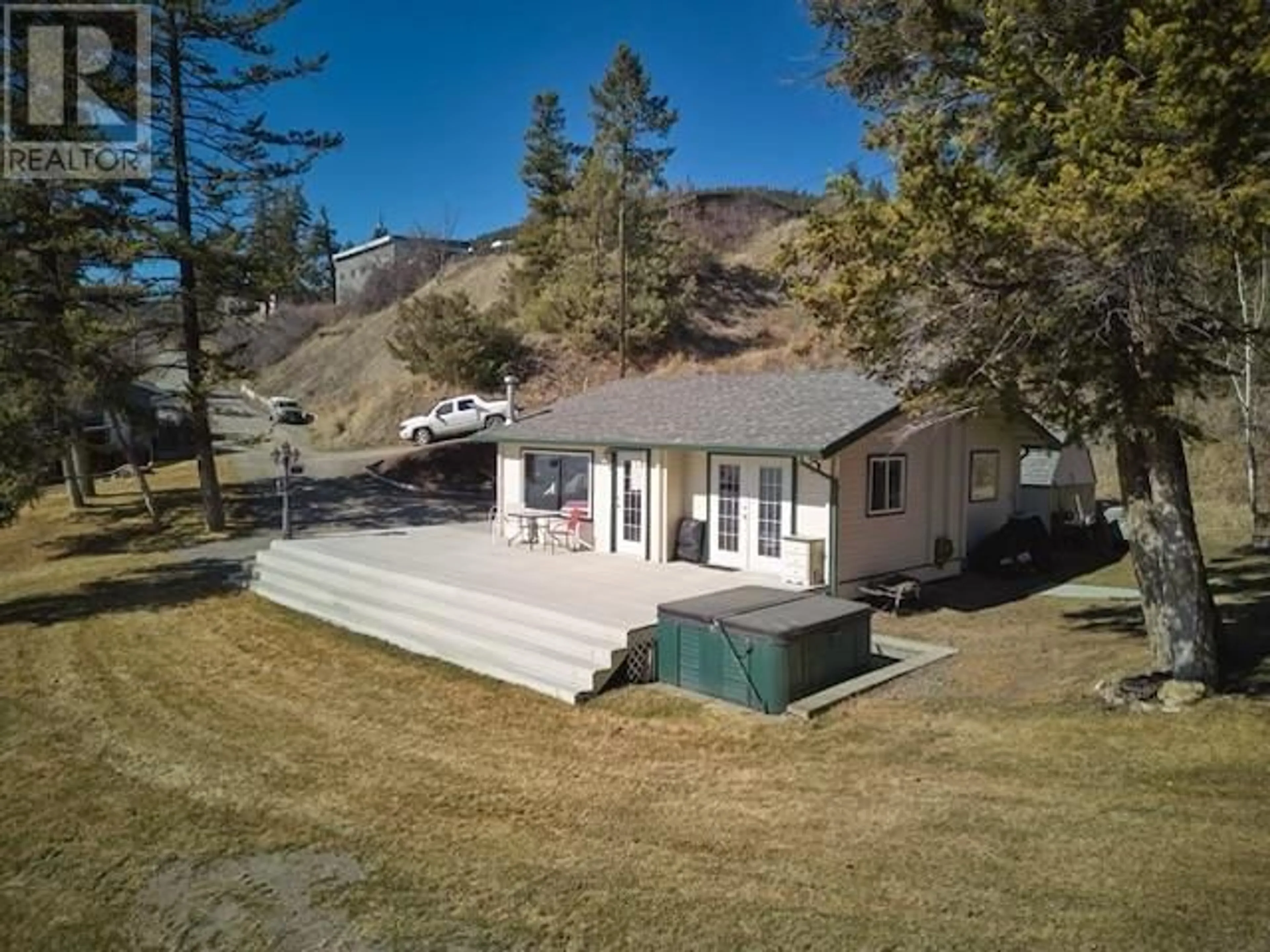 Cottage for 119 FOWLER ROAD, Williams Lake British Columbia V2G5N2