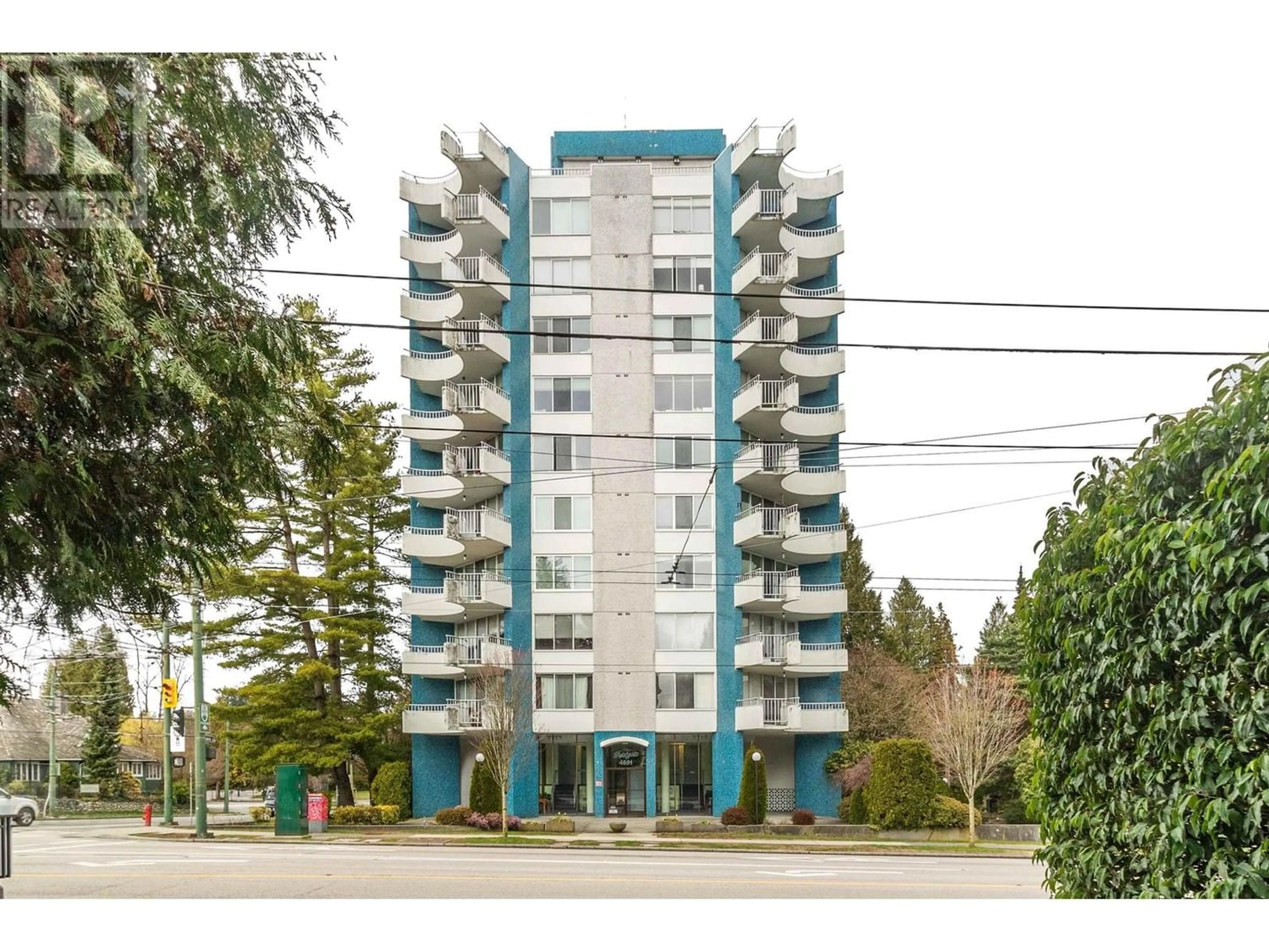 A pic from exterior of the house or condo for 101 4691 W 10TH AVENUE, Vancouver British Columbia V6R2J3