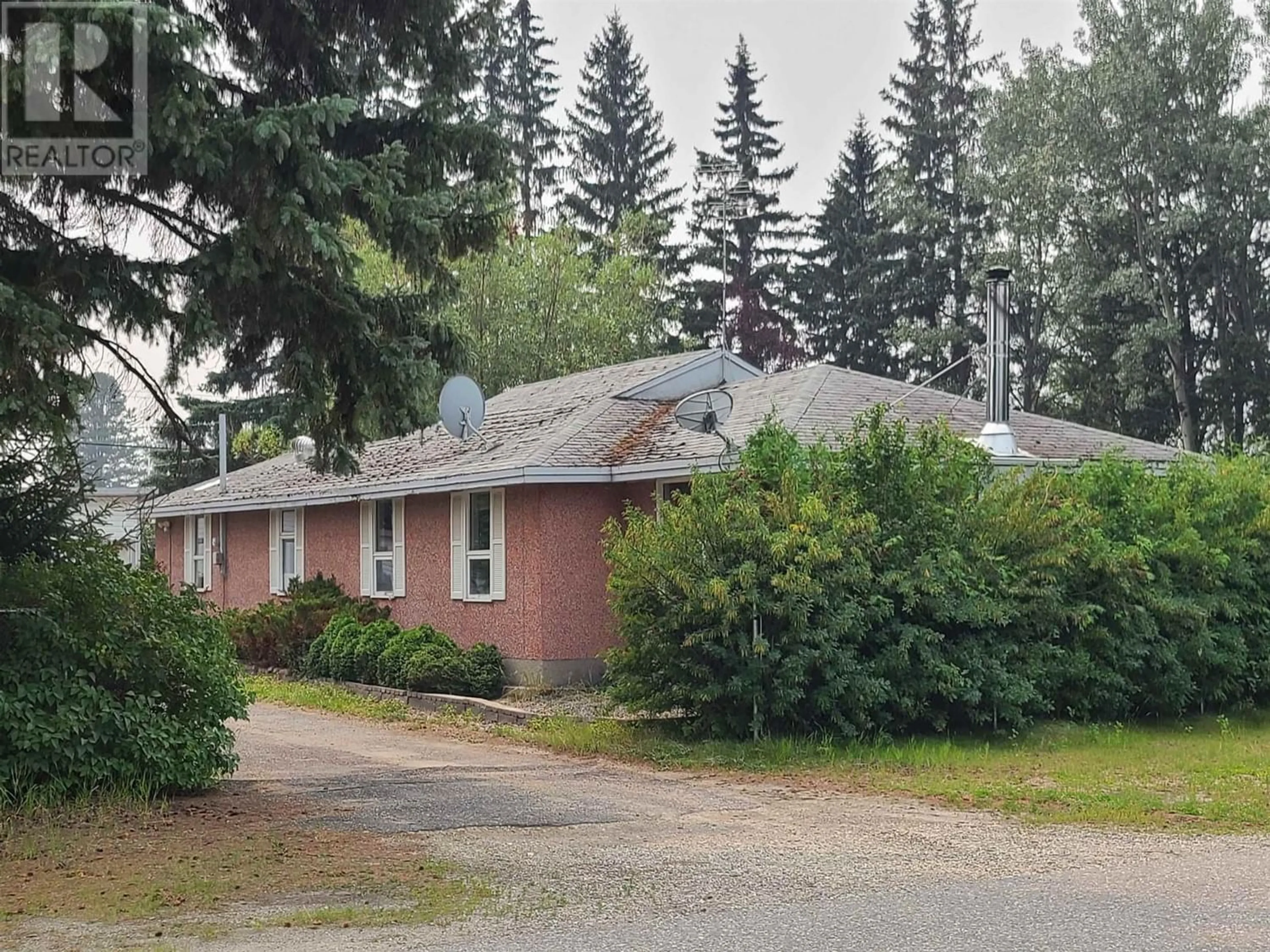 Outside view for 1275 4TH AVENUE, Valemount British Columbia V0E2Z0