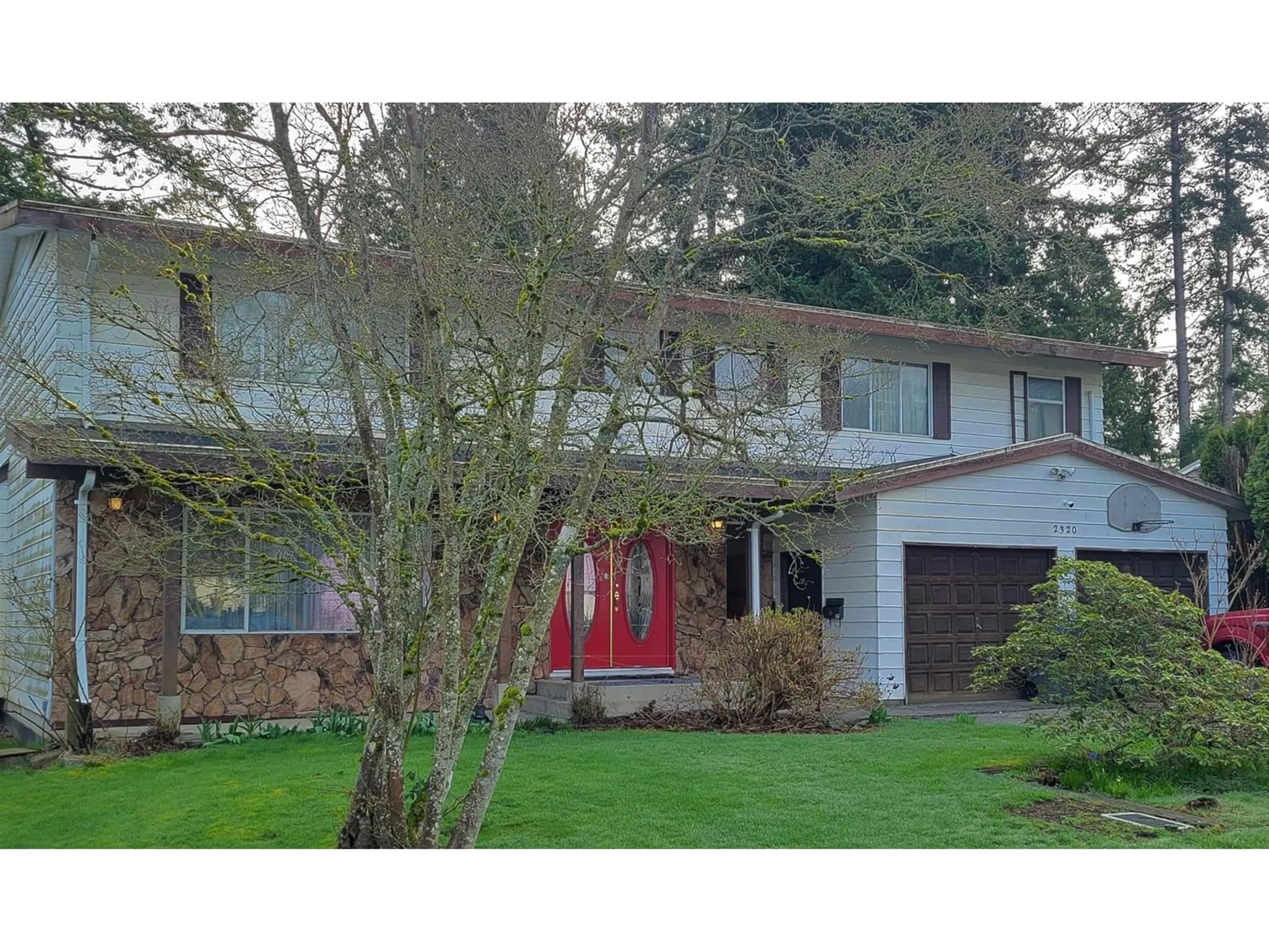 Frontside or backside of a home for 2320 153 STREET, Surrey British Columbia V4A4R2