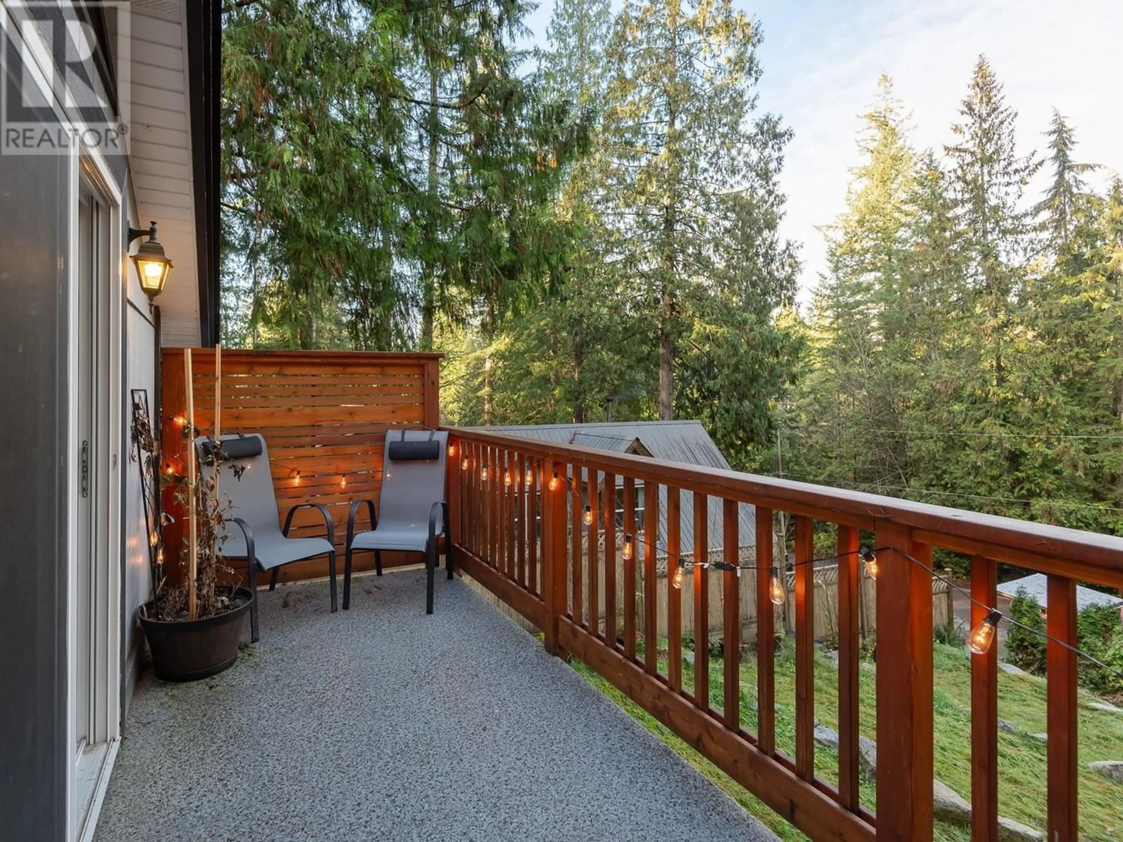 Patio for 5747 NAYLOR ROAD, Sechelt British Columbia V7Z0C7