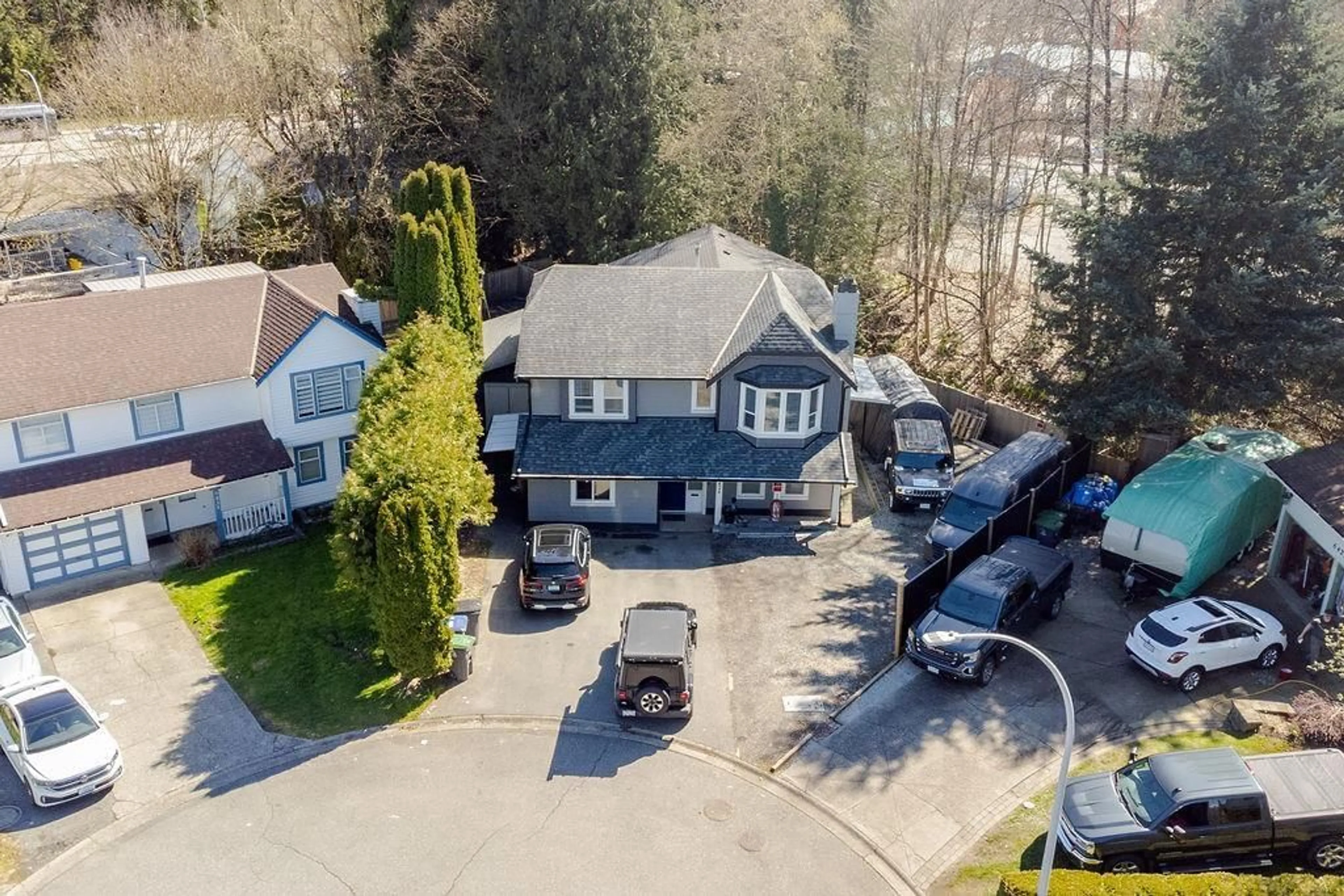 Frontside or backside of a home for 6426 135A STREET, Surrey British Columbia V3W9H7
