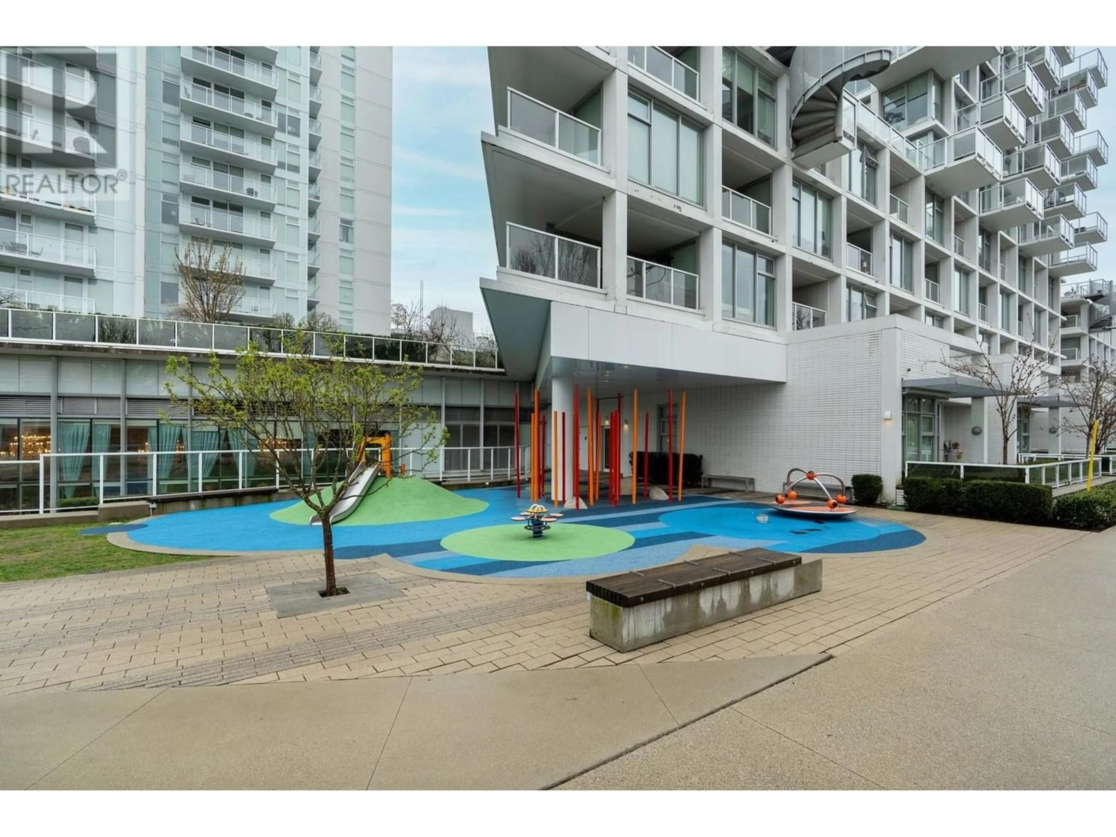 A pic from exterior of the house or condo for 512 2221 E 30TH AVENUE, Vancouver British Columbia V5N0G6