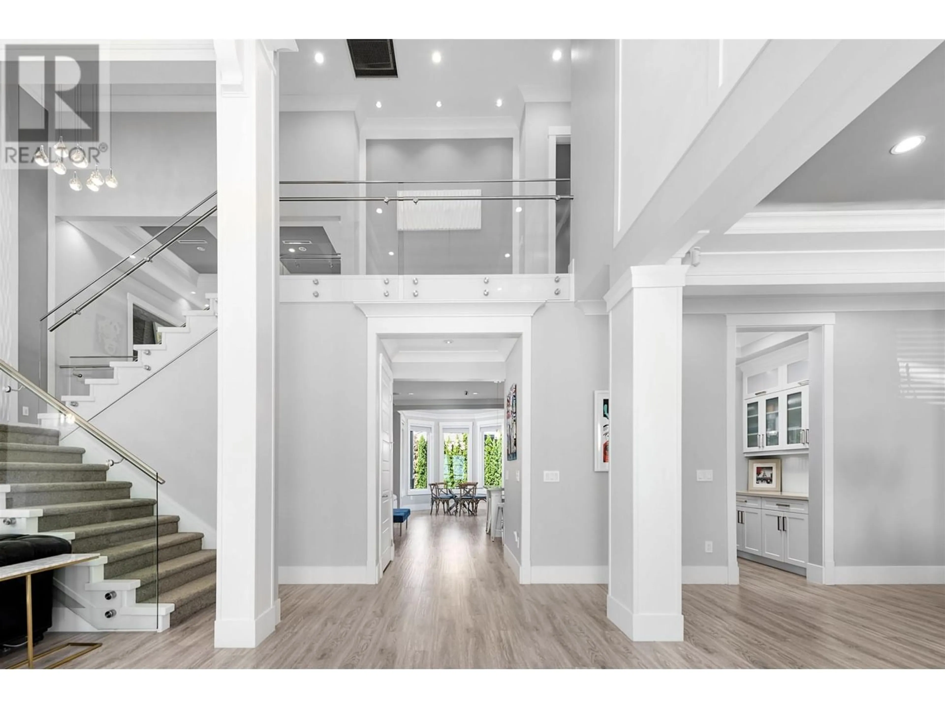 Indoor foyer for 12411 FLURY DRIVE, Richmond British Columbia V6V1H6