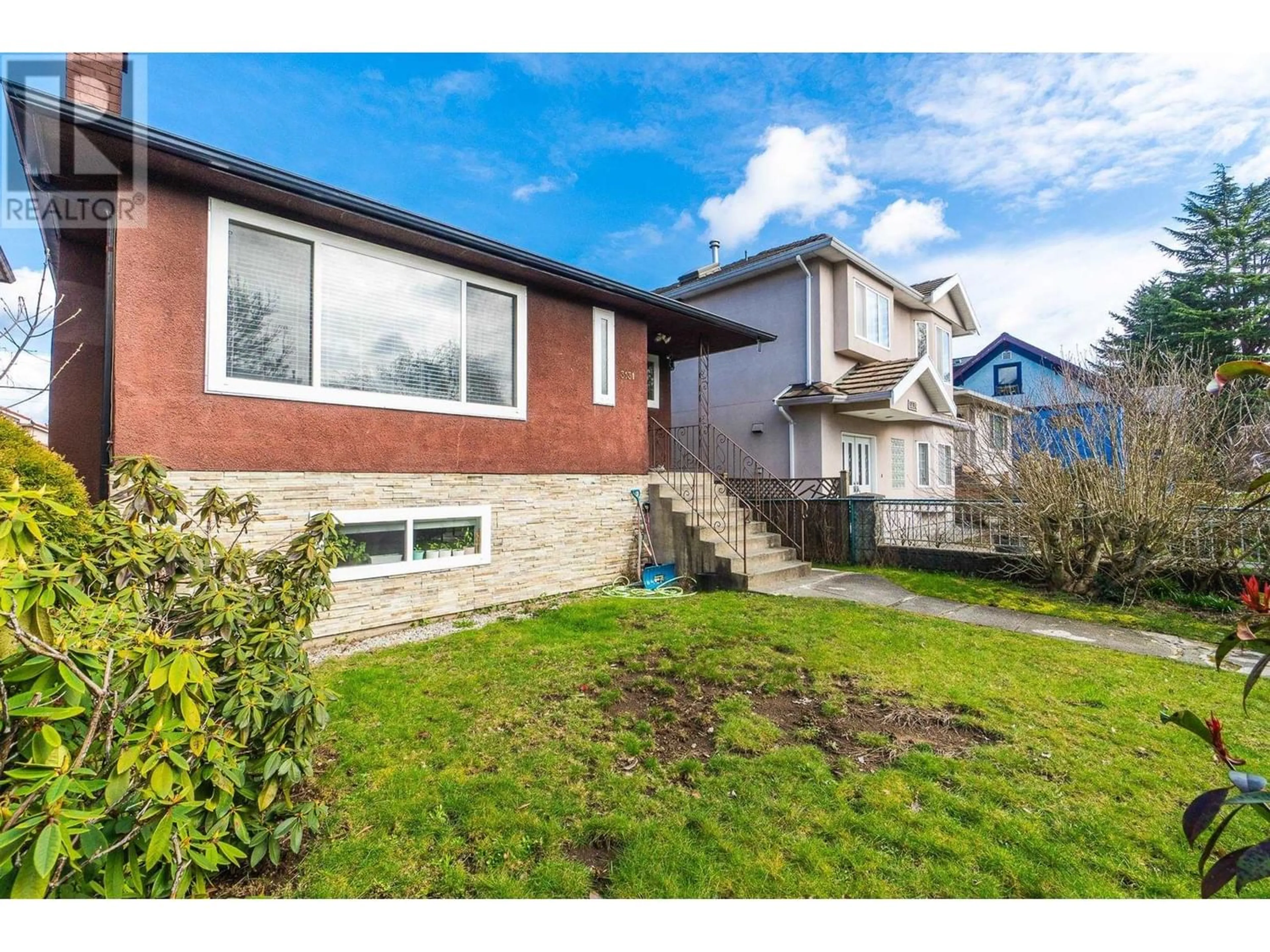 Frontside or backside of a home for 3131 E 20TH AVENUE, Vancouver British Columbia V5M2V4