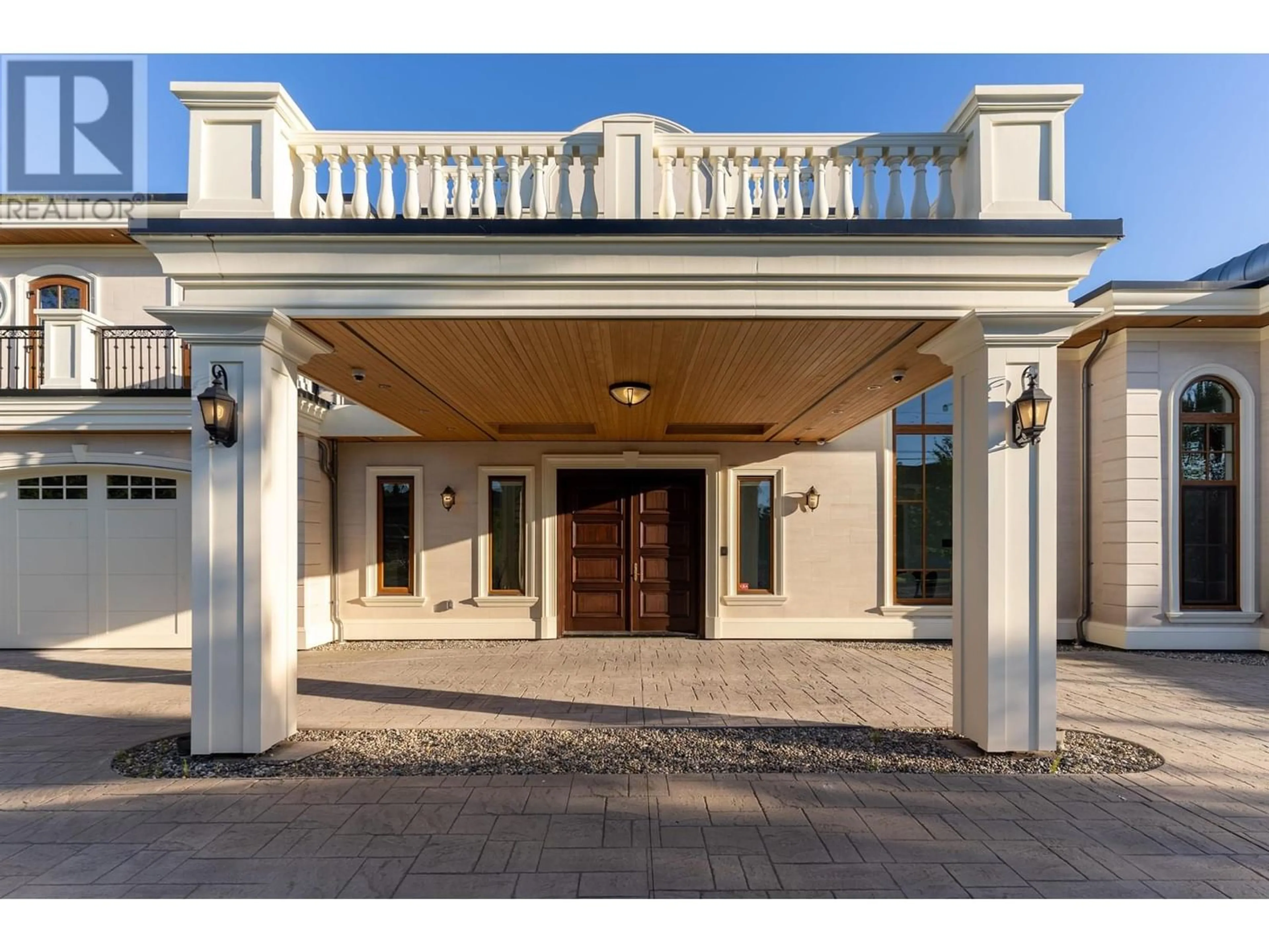 Indoor foyer for 6771 GAMBA DRIVE, Richmond British Columbia V7C2G4