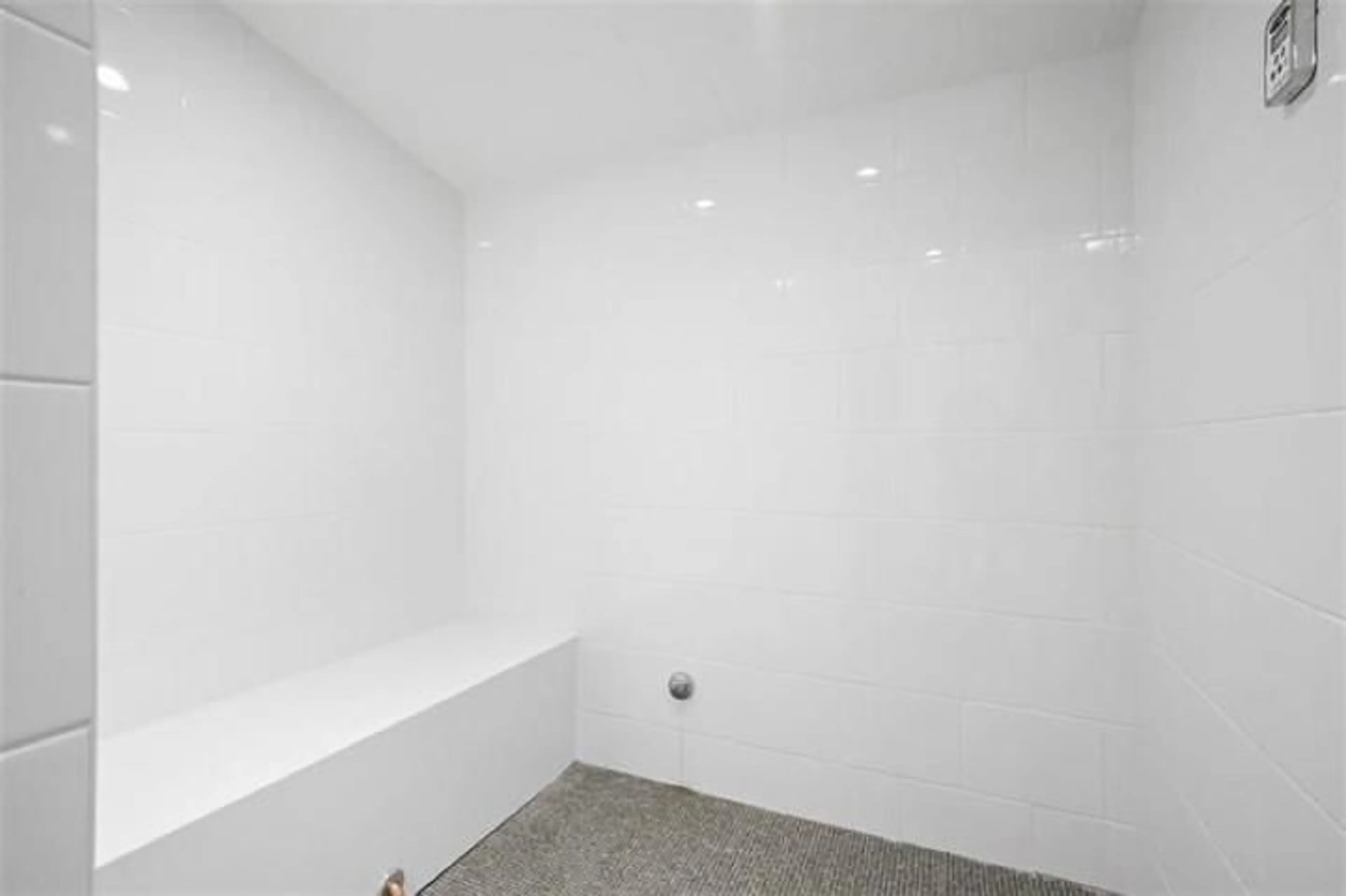 A pic of a room for 416 13438 CENTRAL AVENUE, Surrey British Columbia V3T0N2