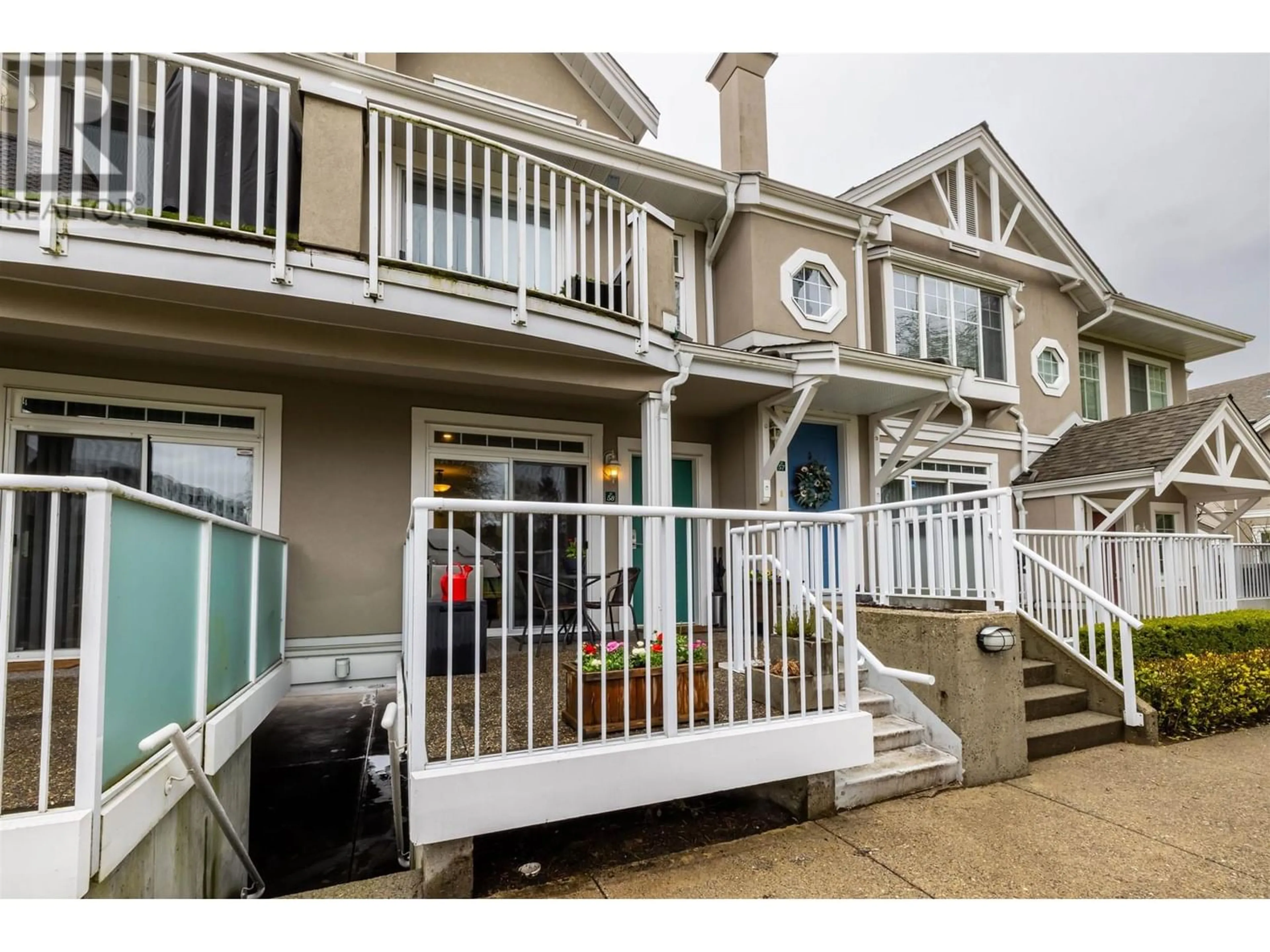 A pic from exterior of the house or condo for 58 2422 HAWTHORNE AVENUE, Port Coquitlam British Columbia V3C6K7