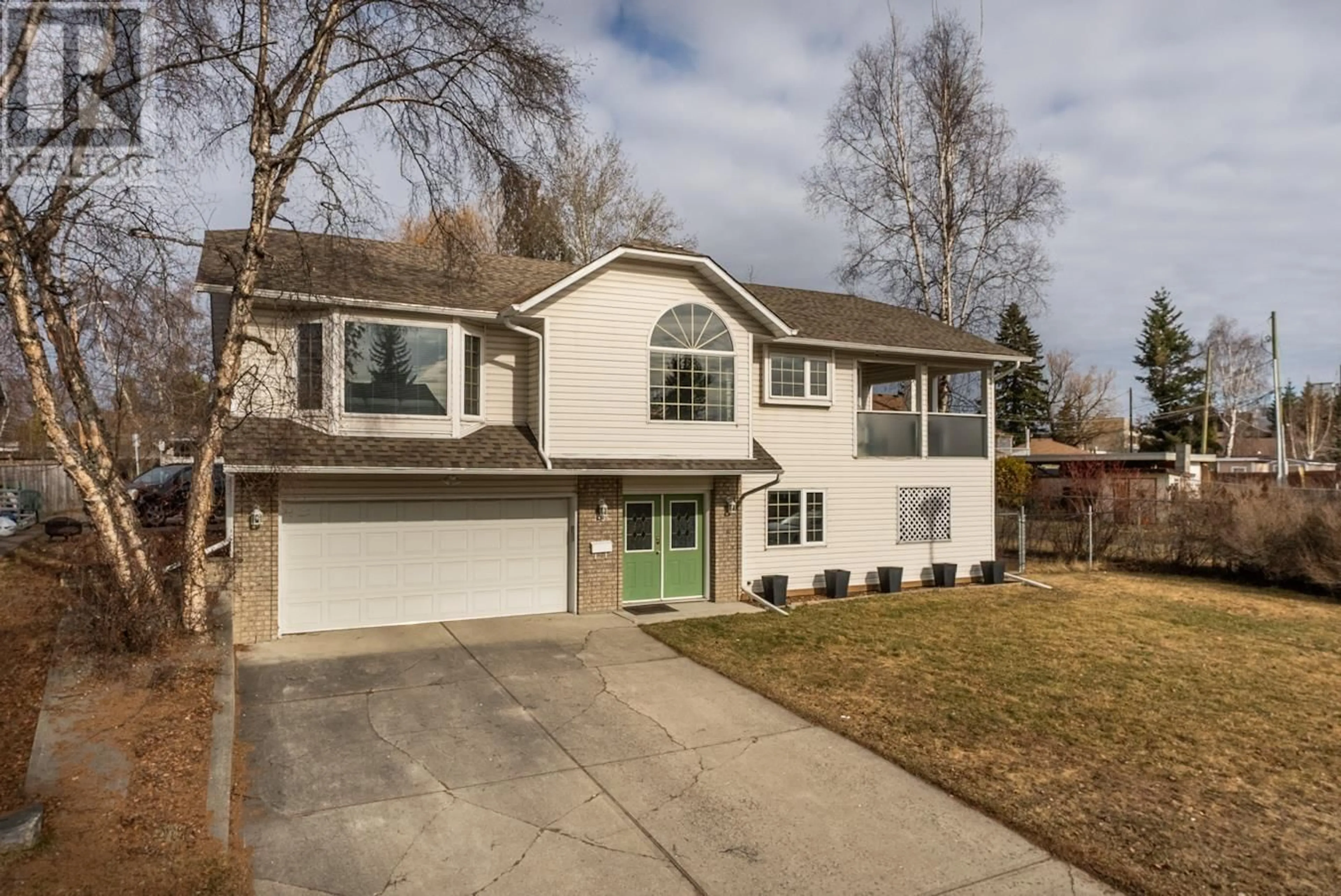 Frontside or backside of a home for 1585 EDMONTON STREET, Prince George British Columbia V2M1X5