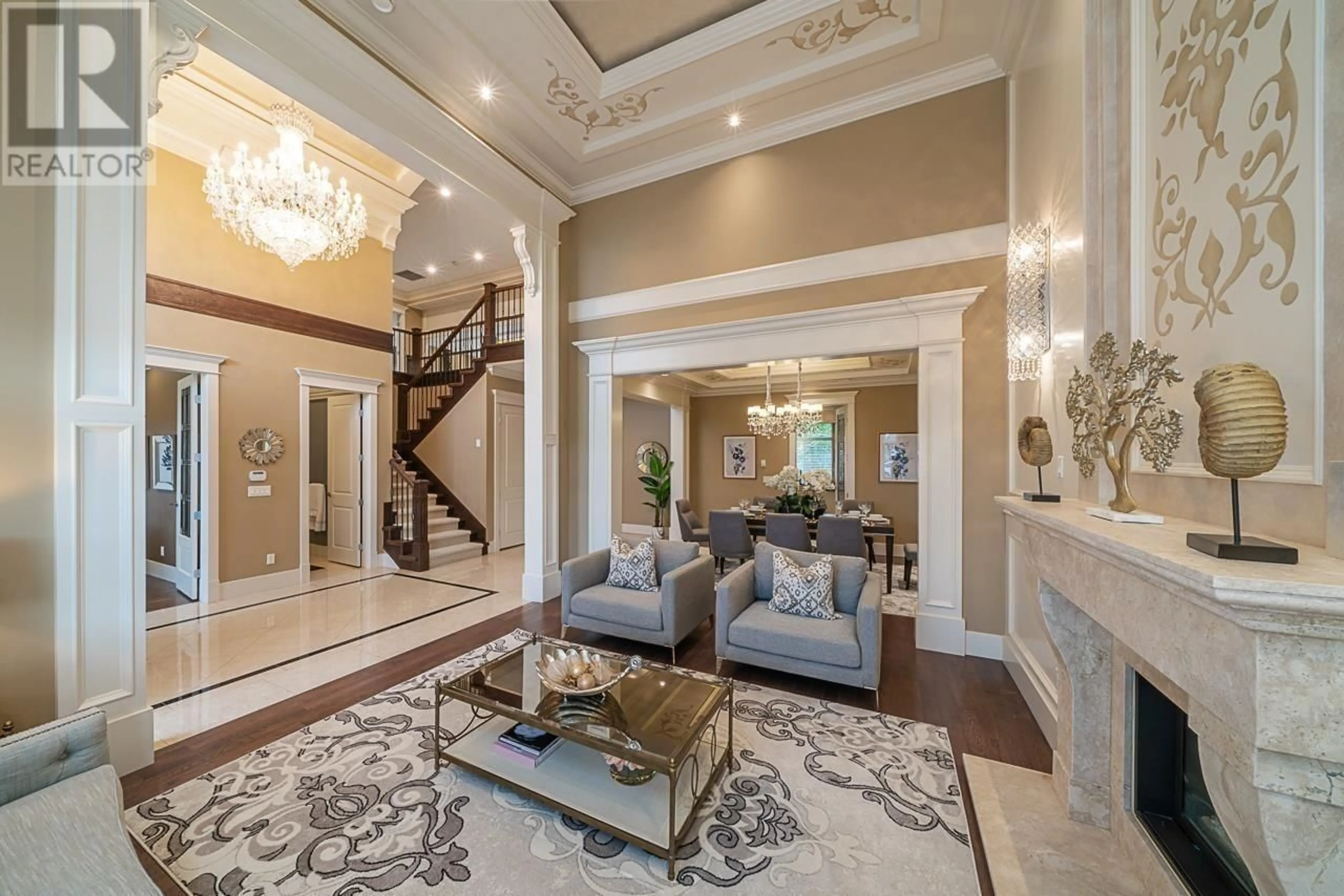 Indoor foyer for 7460 CHELSEA ROAD, Richmond British Columbia V7C3S8