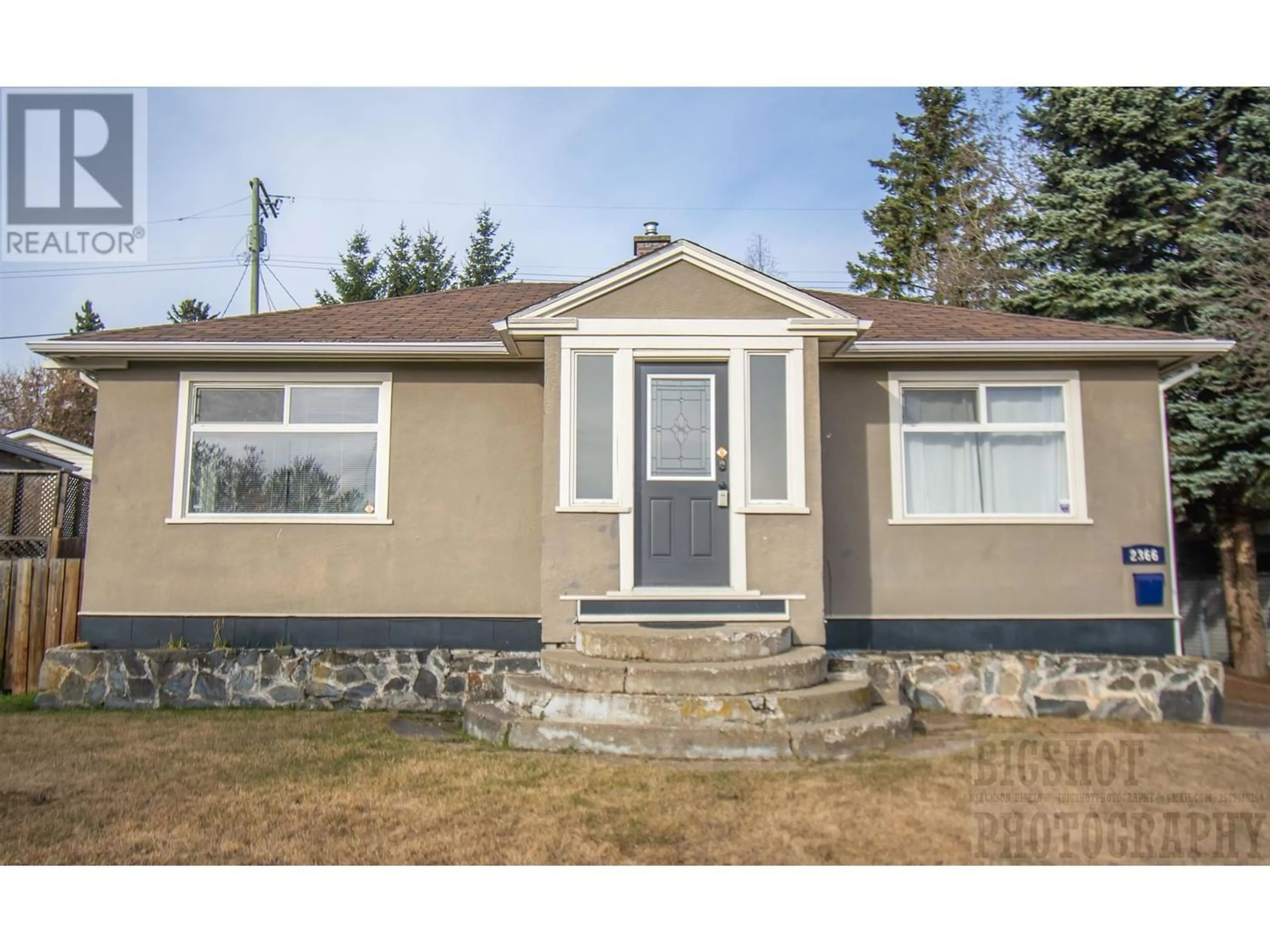 Home with vinyl exterior material for 2366 ROSS CRESCENT, Prince George British Columbia V2M1Y9
