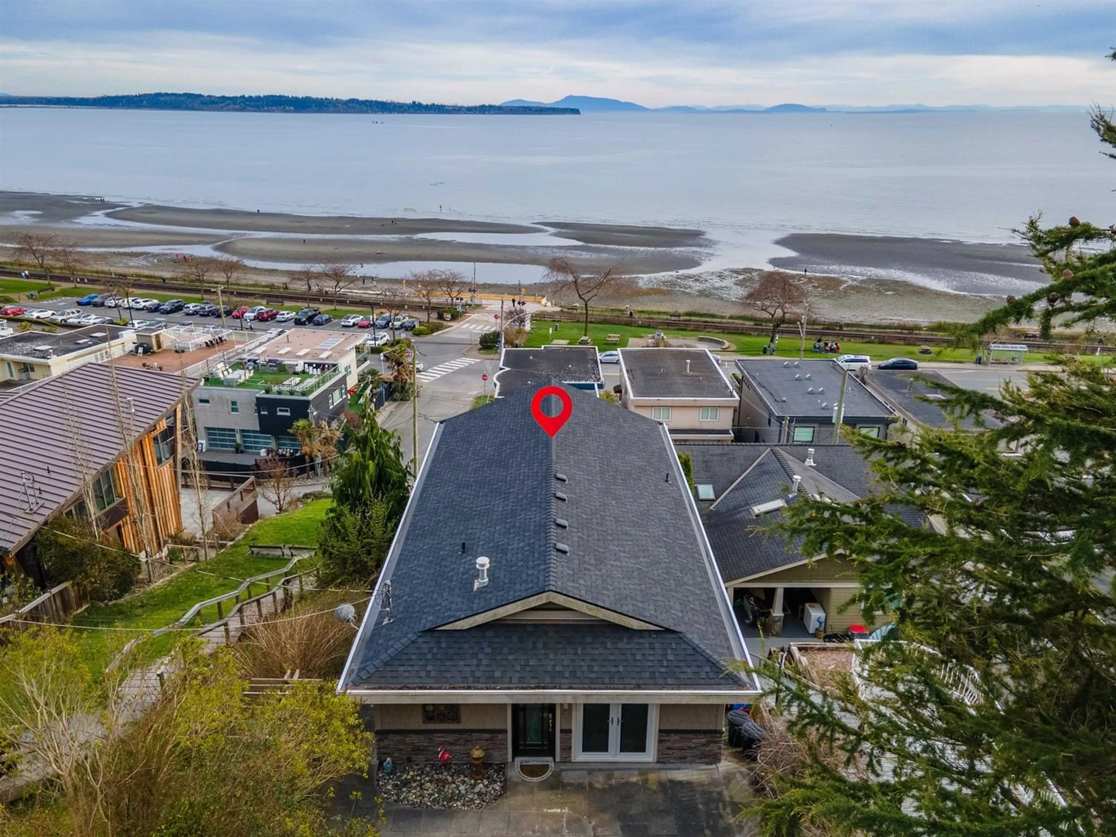A pic from exterior of the house or condo for 14602 WEST BEACH AVENUE, White Rock British Columbia V4B2T8