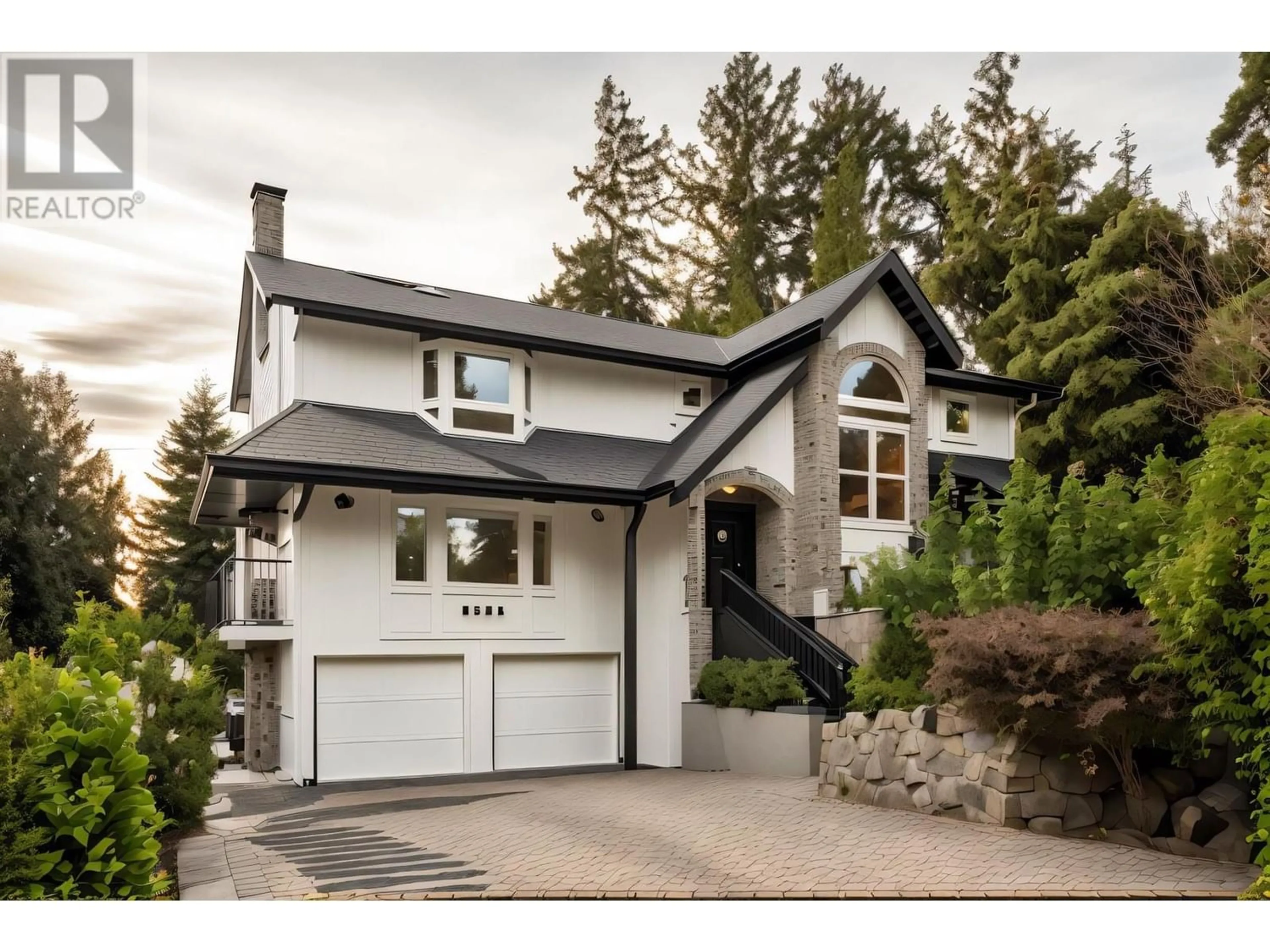 Contemporary kitchen for 5732 WESTPORT COURT, West Vancouver British Columbia V7W2X9