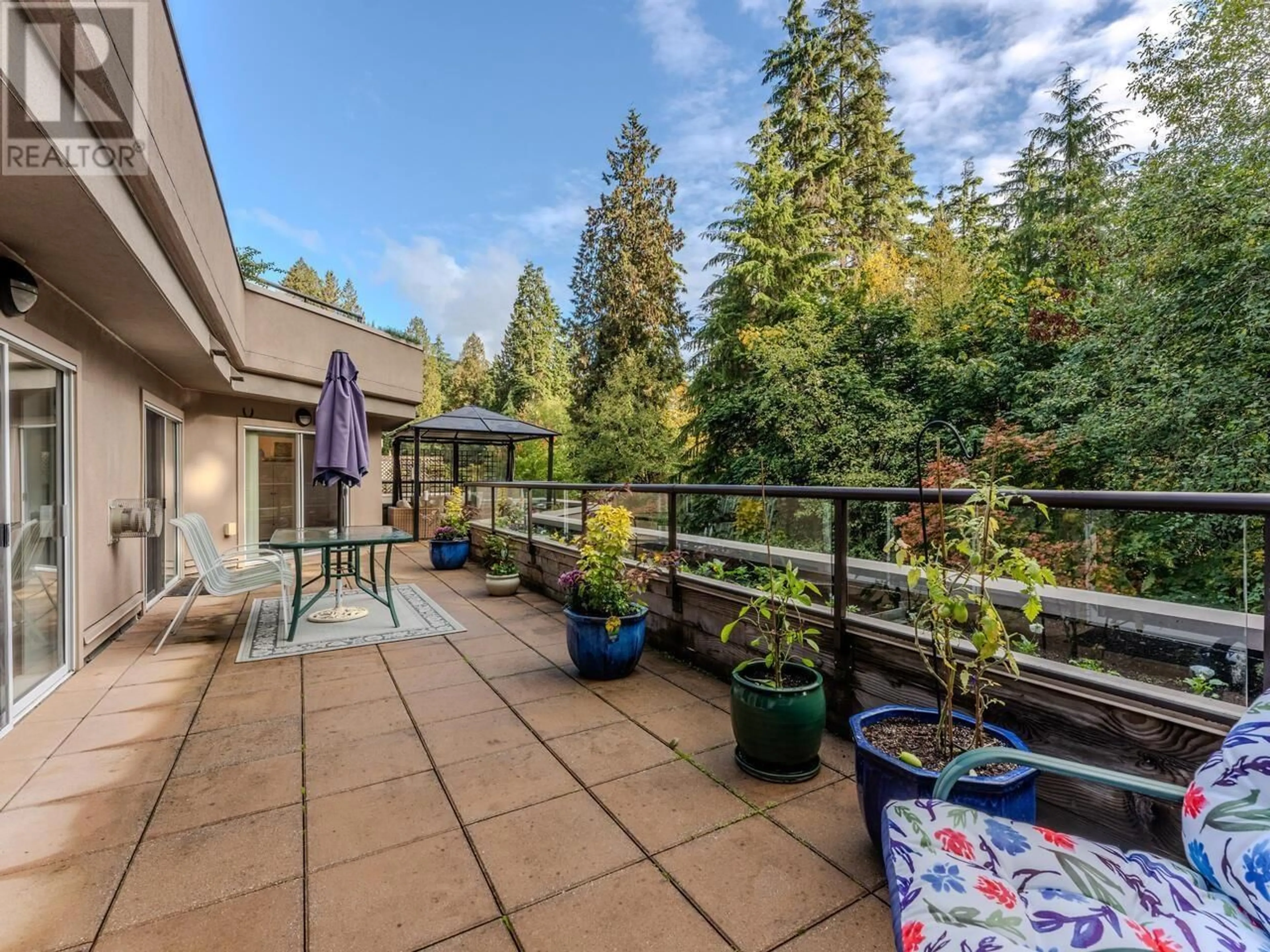 Patio for 301 1500 OSTLER COURT, North Vancouver British Columbia V7G2S2