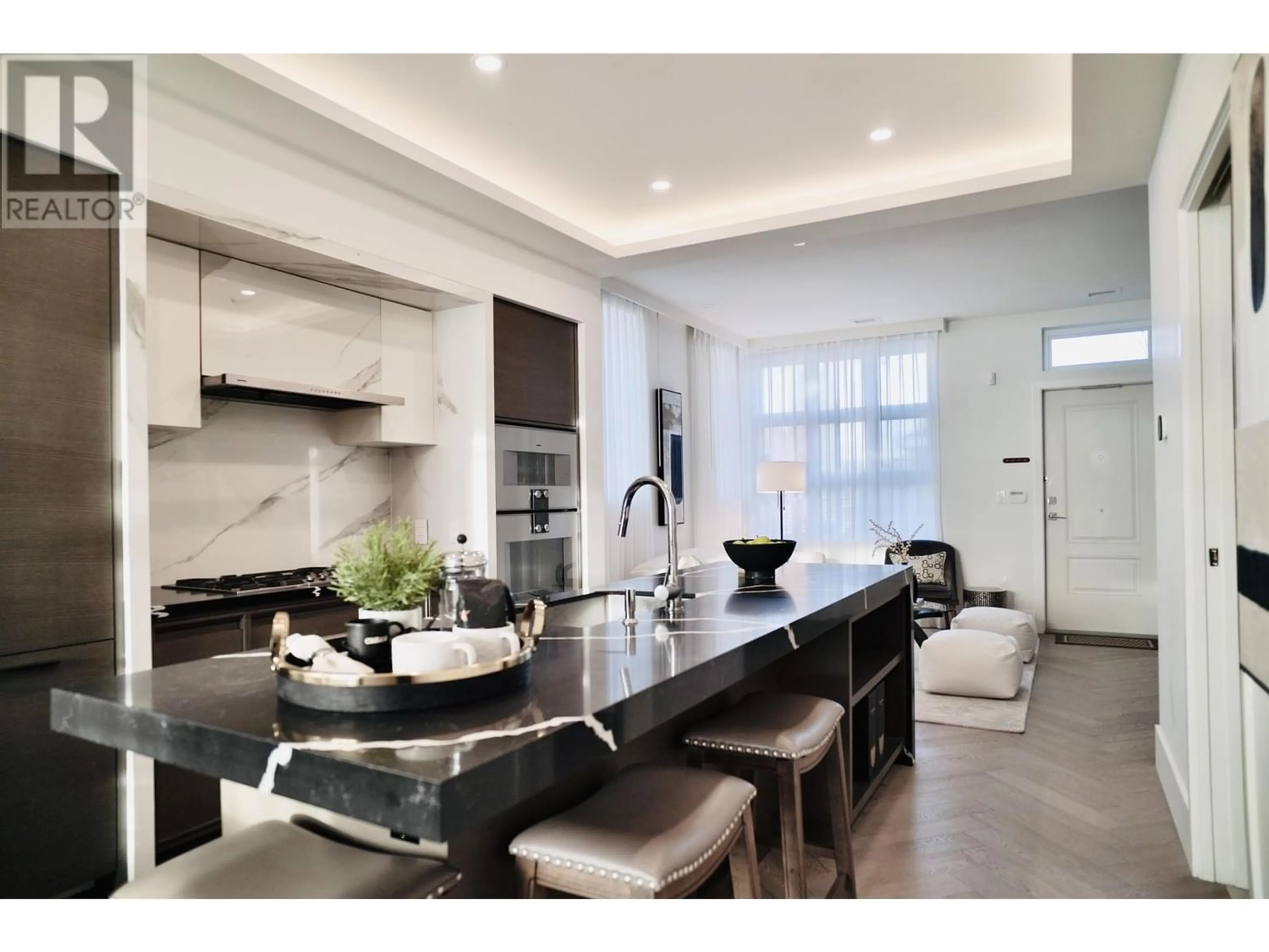 Open concept kitchen for 4082 MACDONALD STREET, Vancouver British Columbia V6L0C2