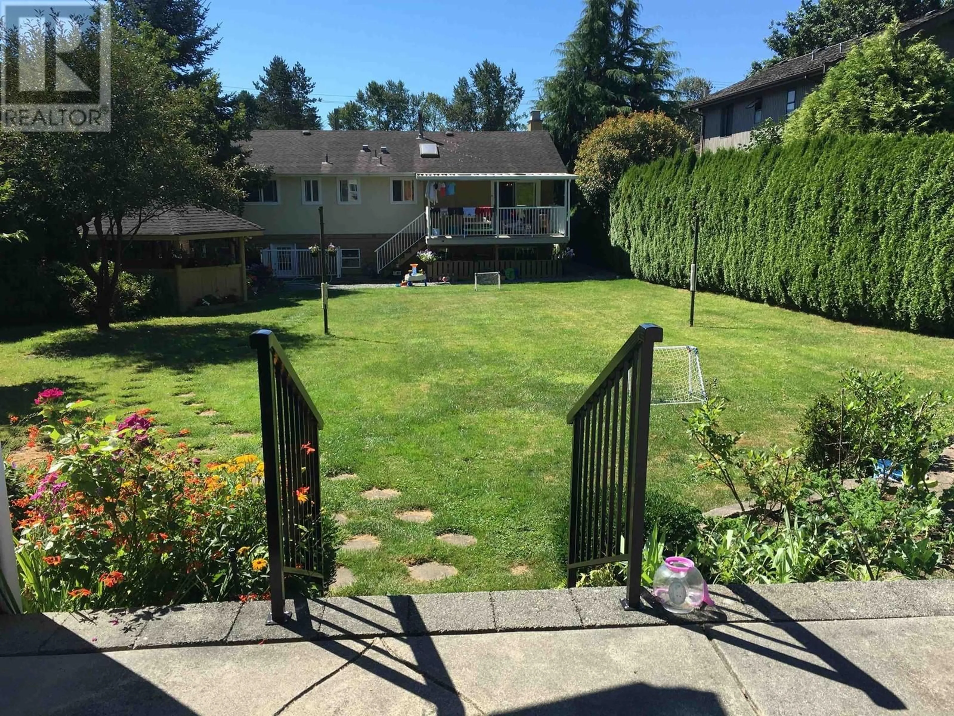 Patio, mountain view for 5565 GILPIN STREET, Burnaby British Columbia V5H2H8