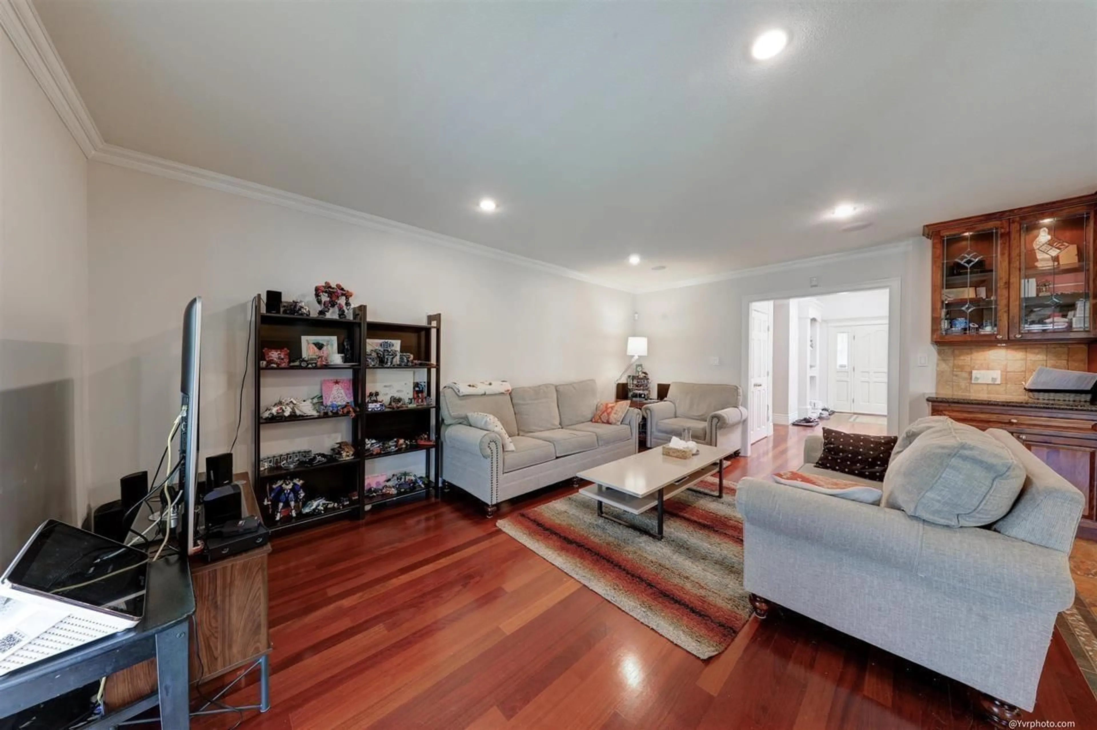 Living room, wood floors for 3382 155 STREET, Surrey British Columbia V3Z0G4