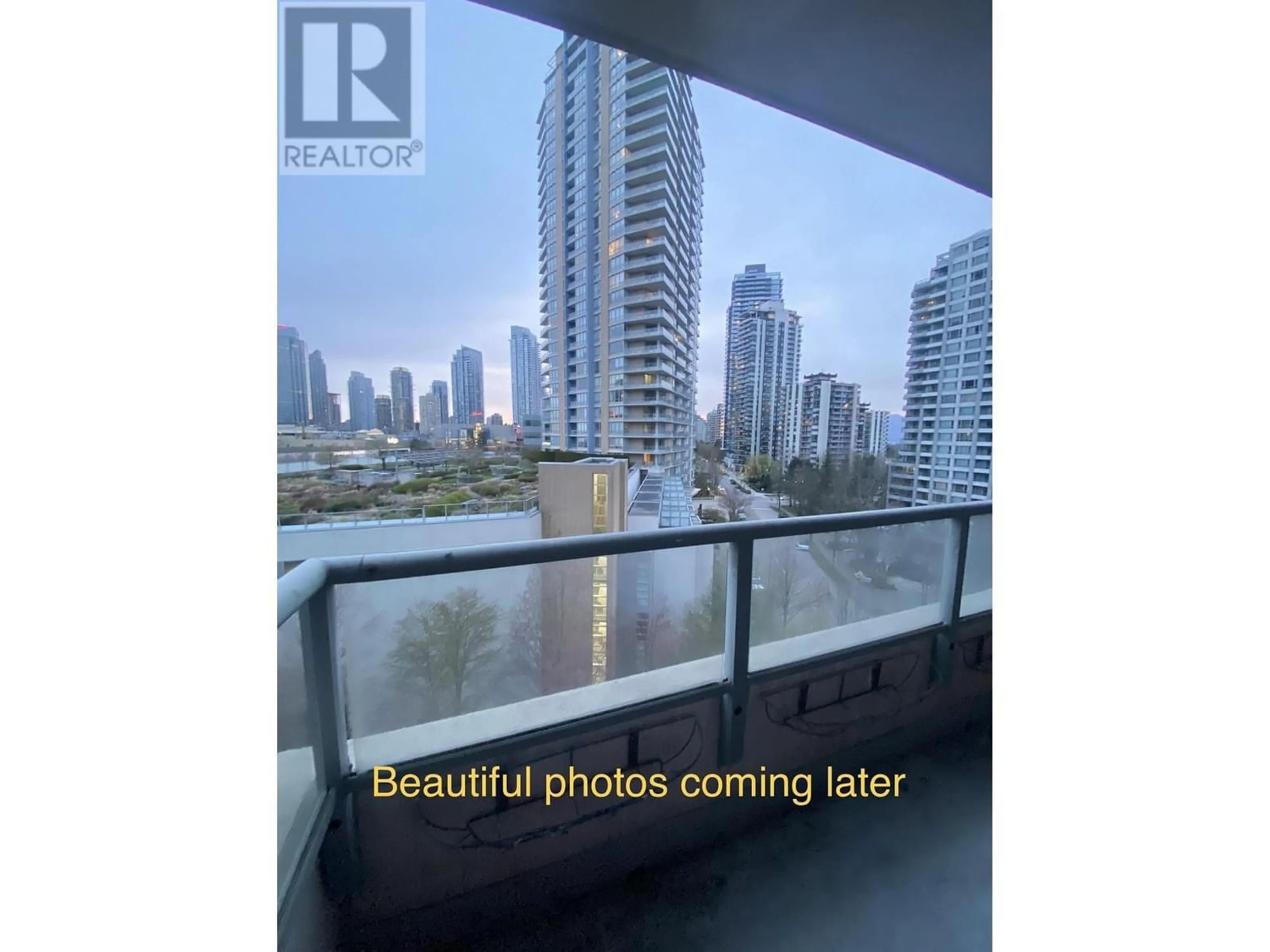 Balcony in the apartment for 902 4888 HAZEL STREET, Burnaby British Columbia V5H4T4