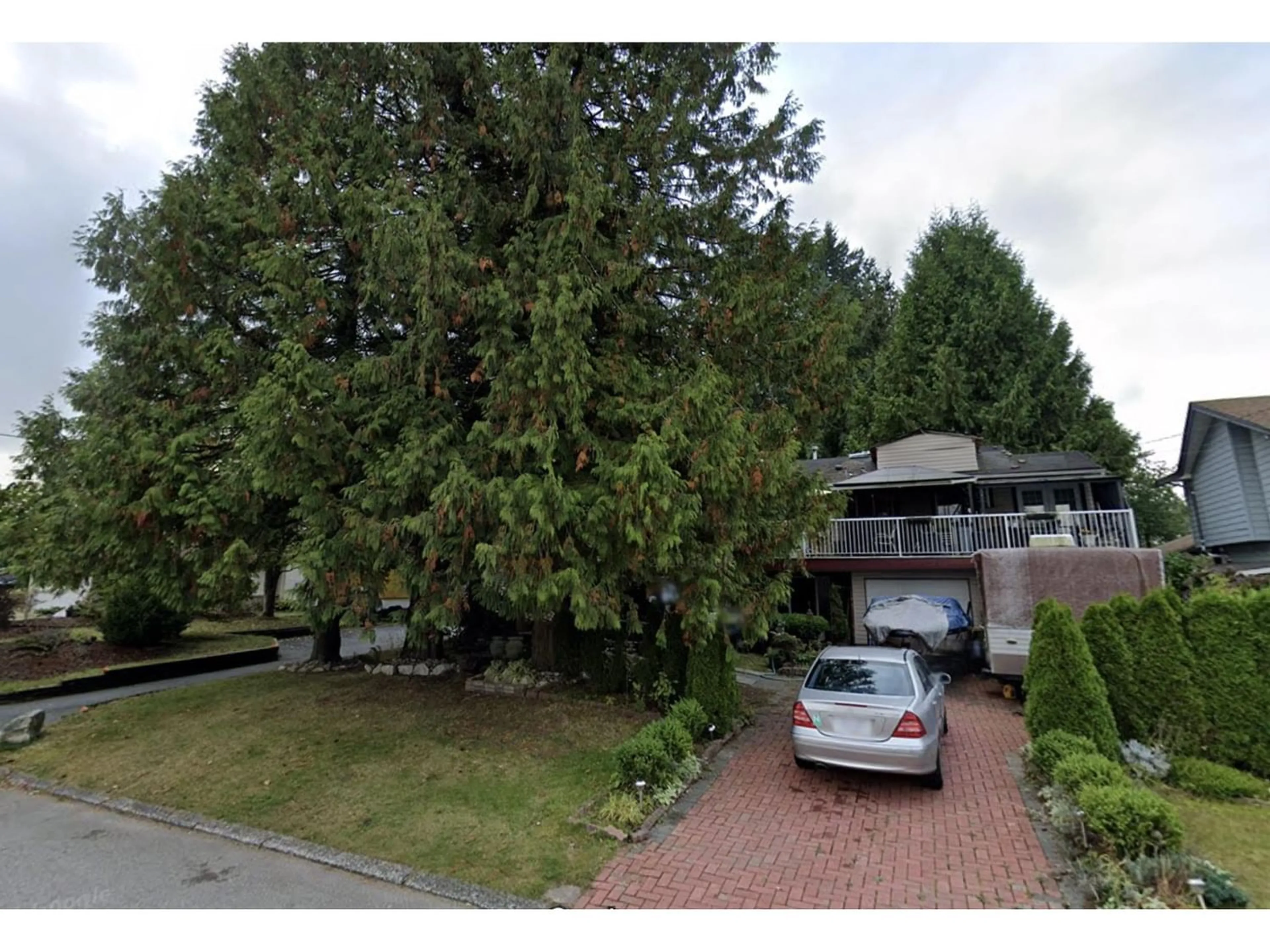 Street view for 14698 106 AVENUE, Surrey British Columbia V3R5Y1