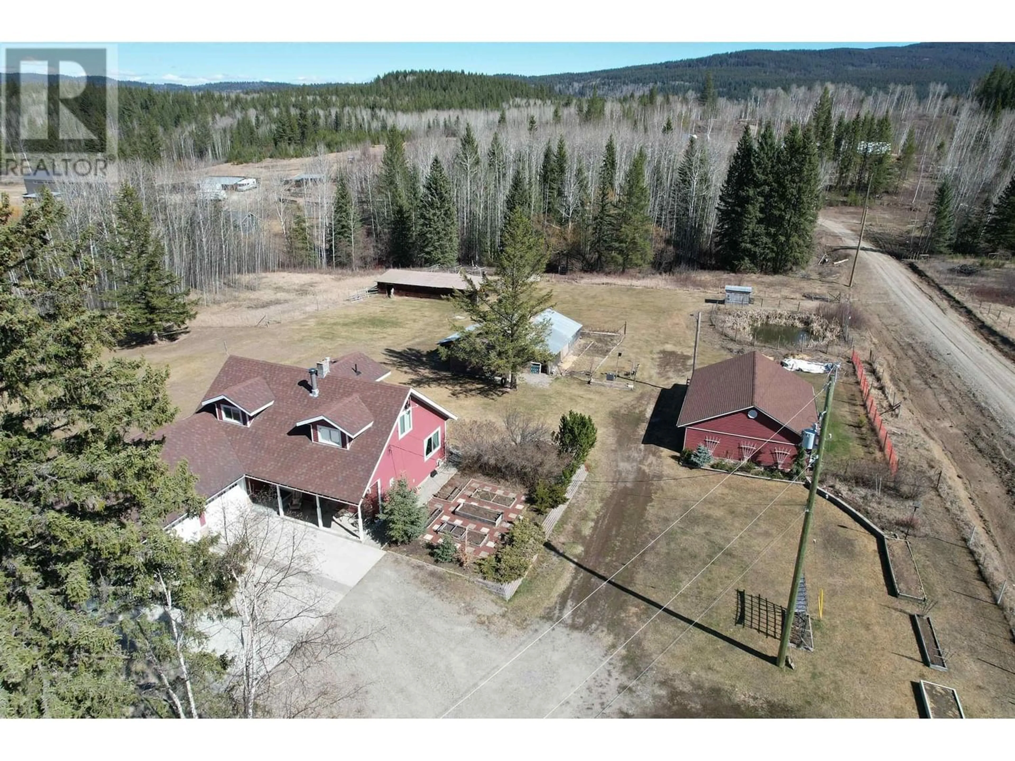 Outside view for 3467 DALE LAKE ROAD, Quesnel British Columbia V2J6E9