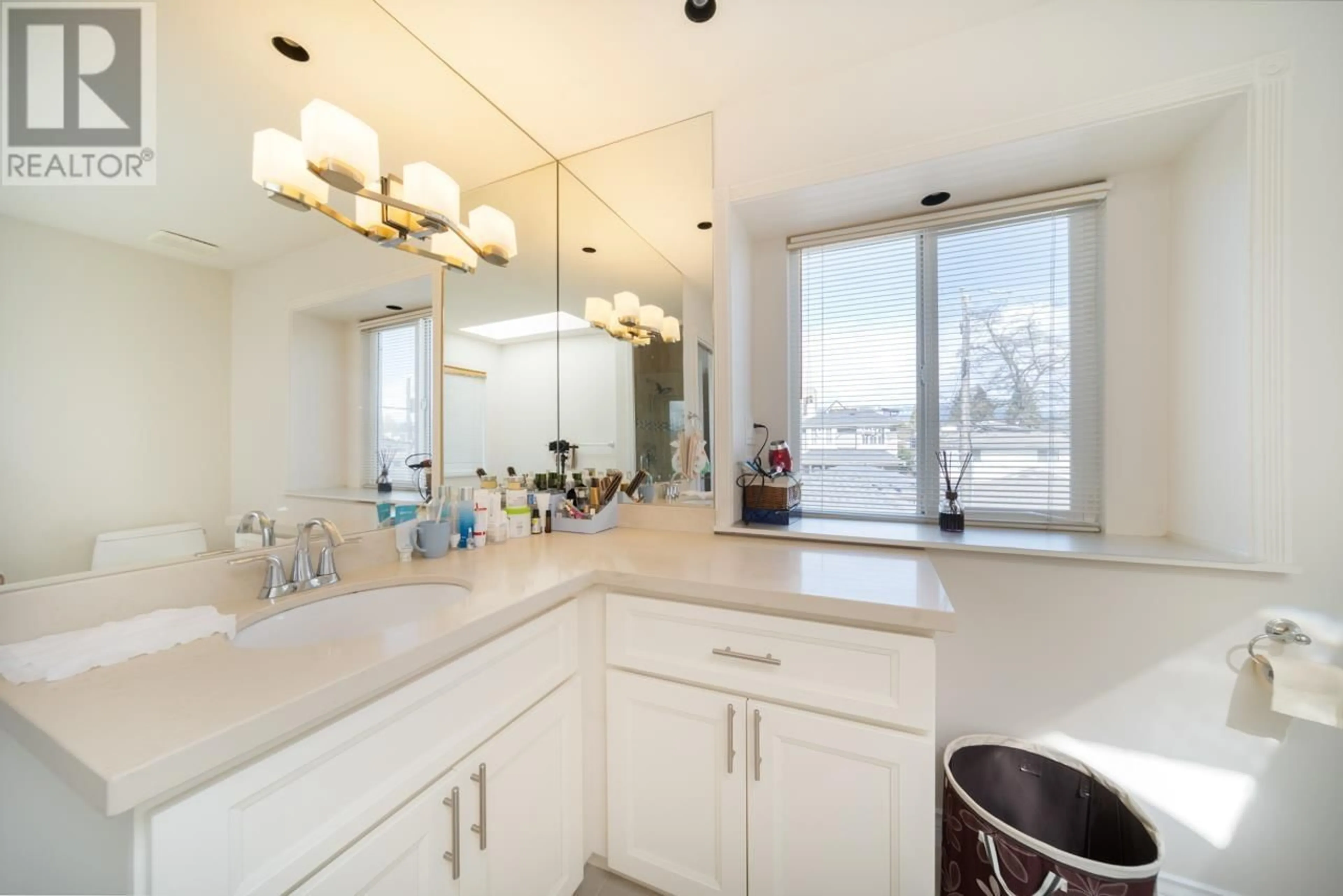 Contemporary bathroom, wood floors for 4589 W 9TH AVENUE, Vancouver British Columbia V6R2E2