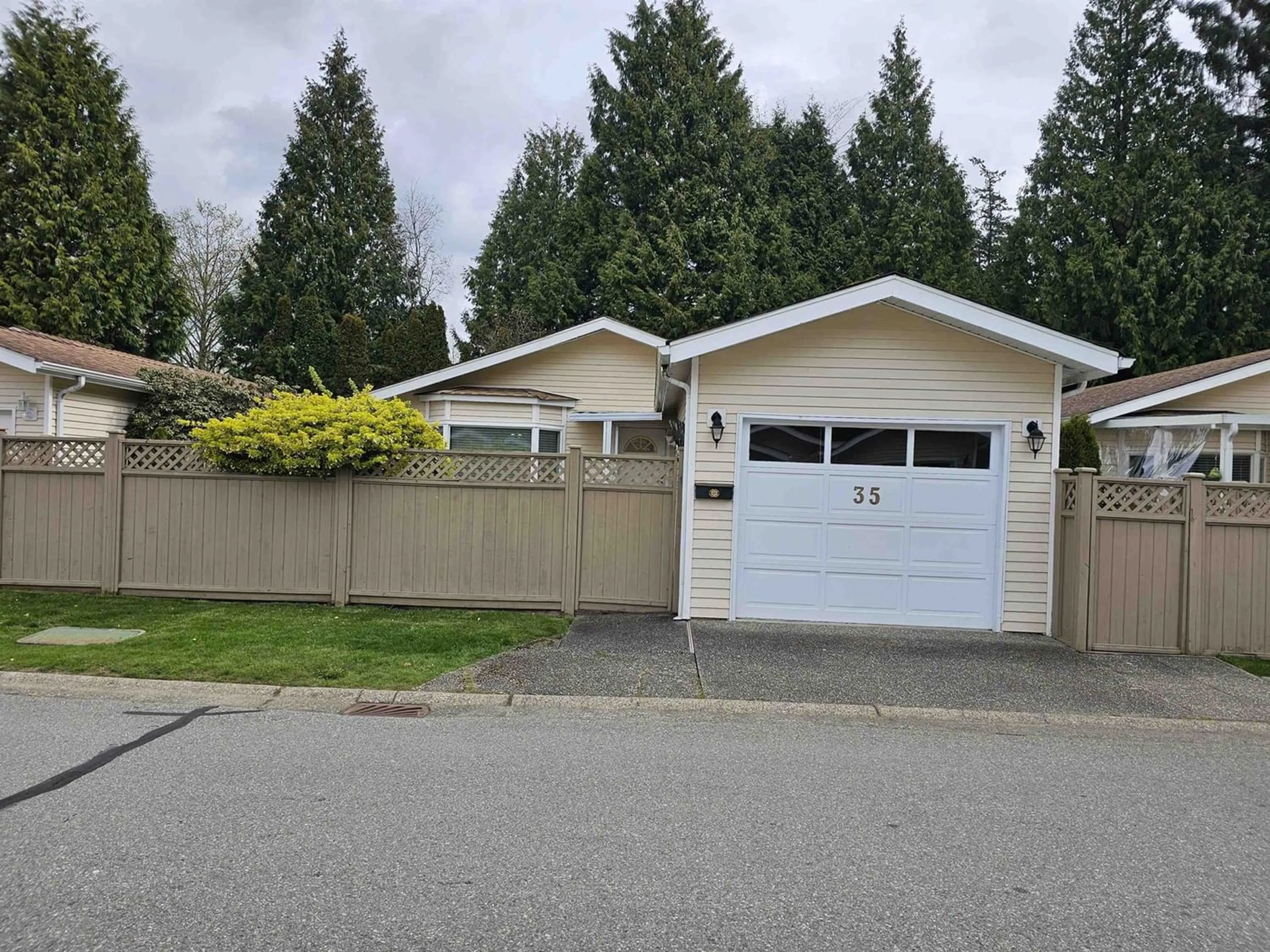 Frontside or backside of a home for 35 1400 164 STREET, Surrey British Columbia V4A8V4