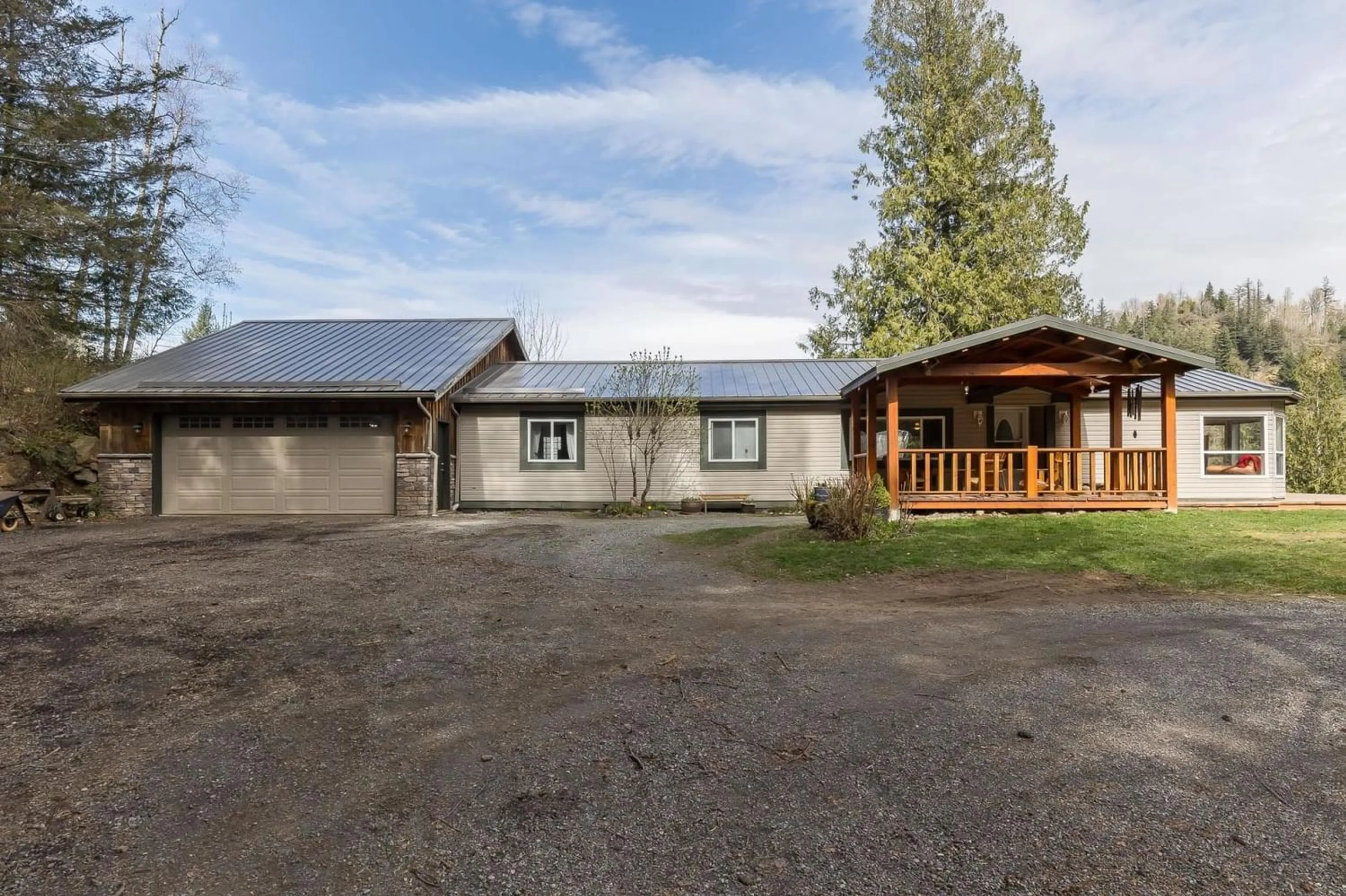 Outside view for 48522 ELK VIEW ROAD, Chilliwack British Columbia V4Z1H1
