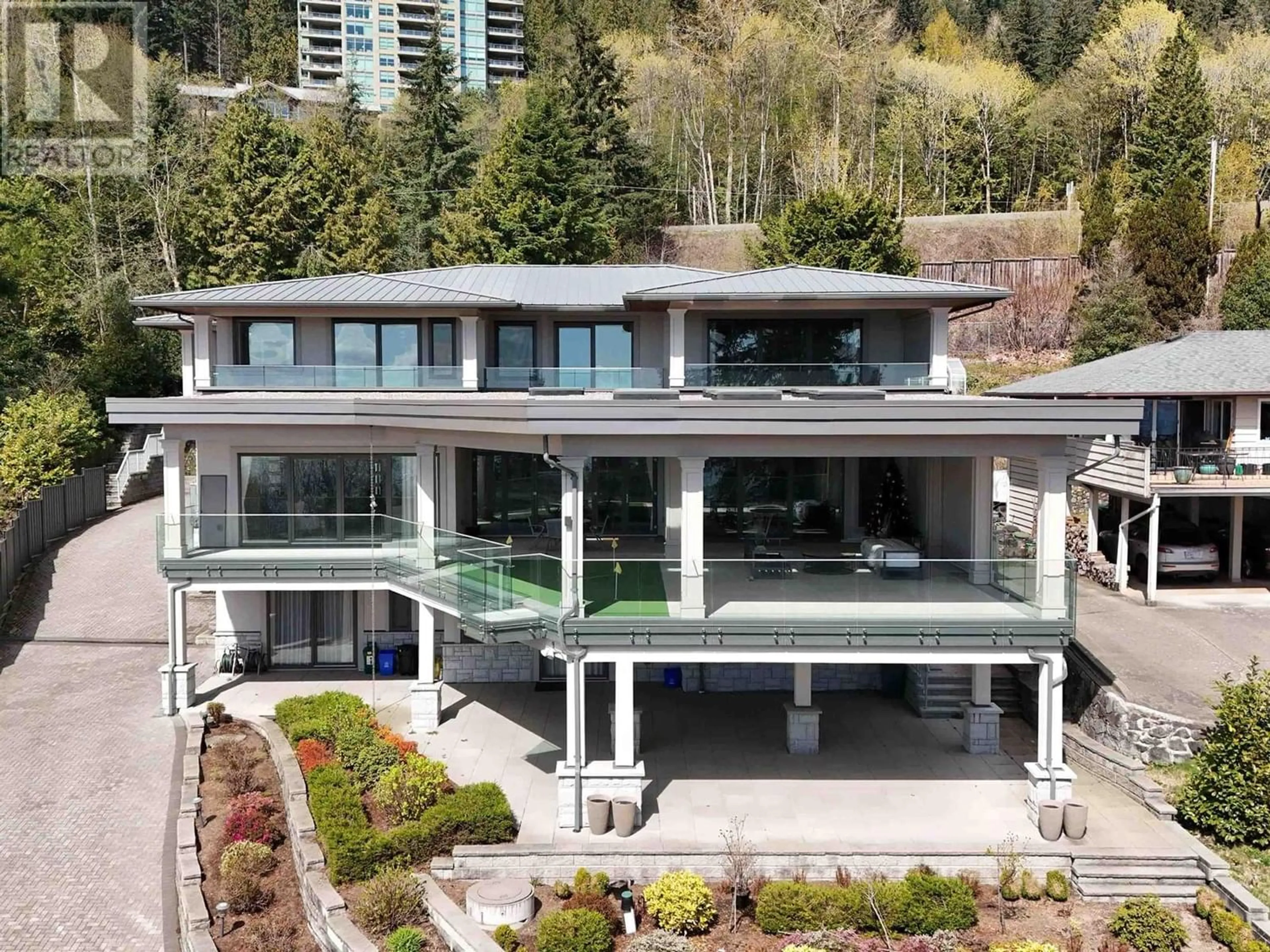 Outside view for 3185 BENBOW ROAD, West Vancouver British Columbia V7V3E1