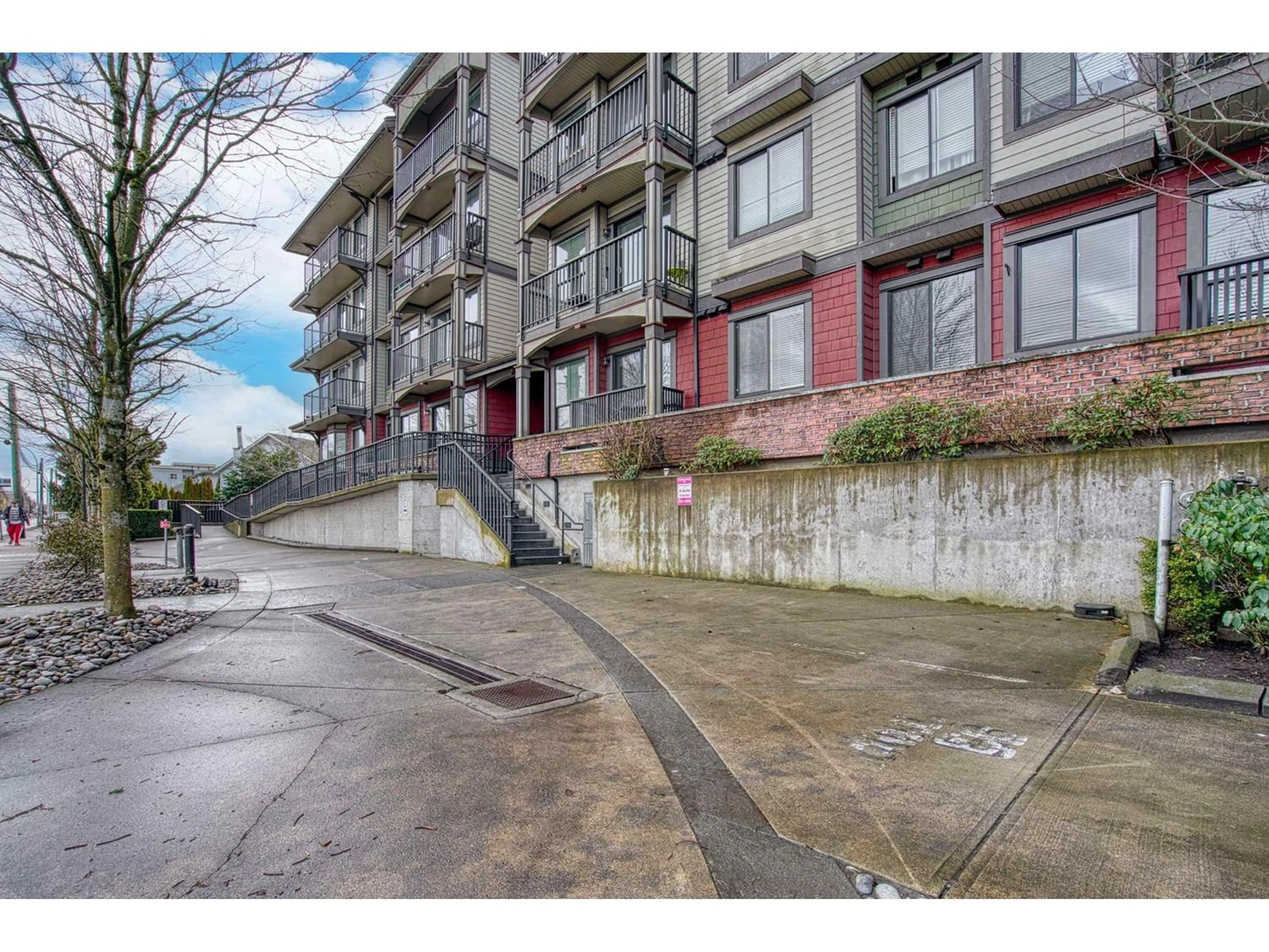 A pic from exterior of the house or condo for 408 19830 56 AVENUE, Langley British Columbia V3A0A5