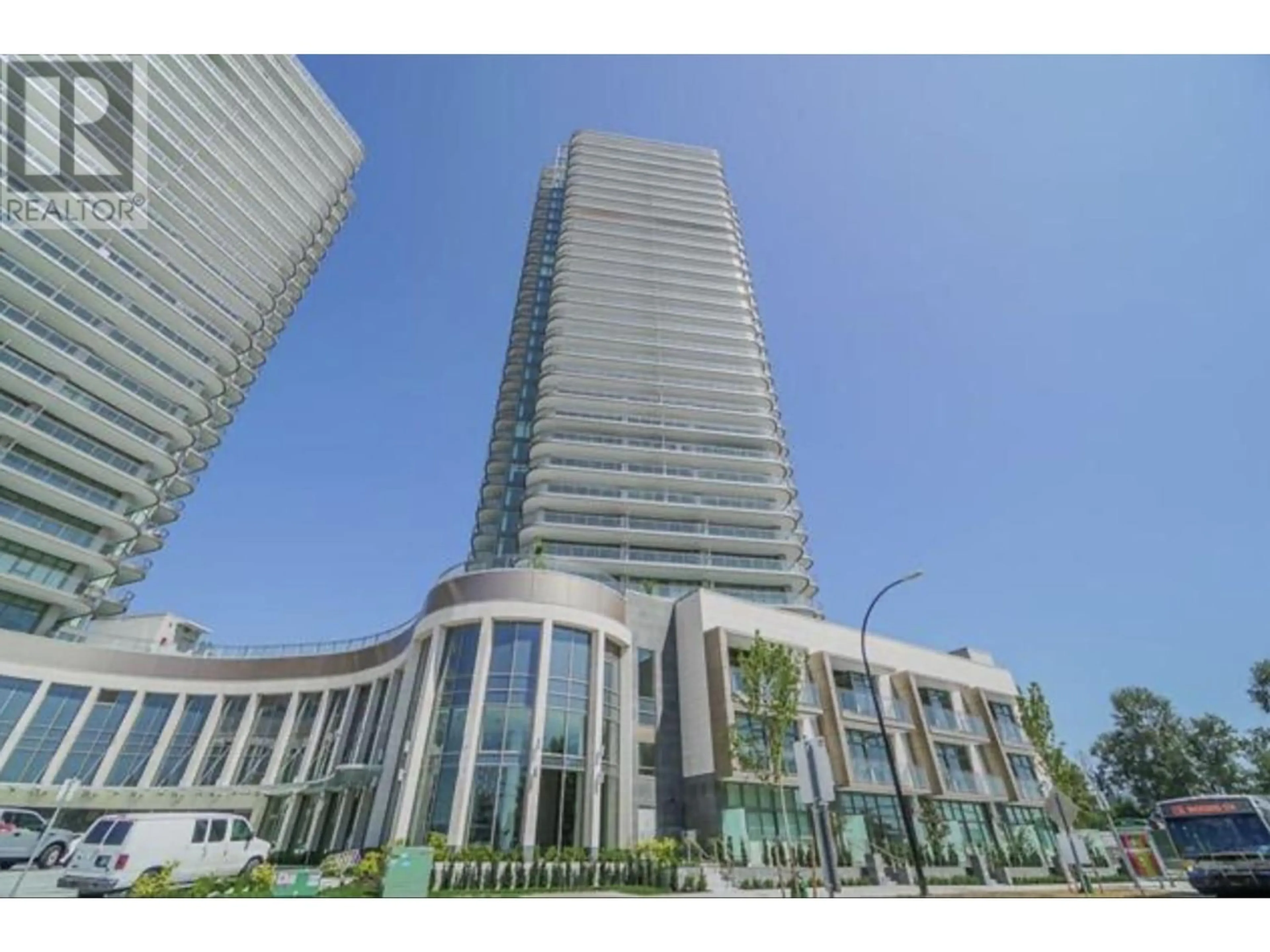 A pic from exterior of the house or condo for 2603 5333 GORING STREET, Burnaby British Columbia V5B0B6