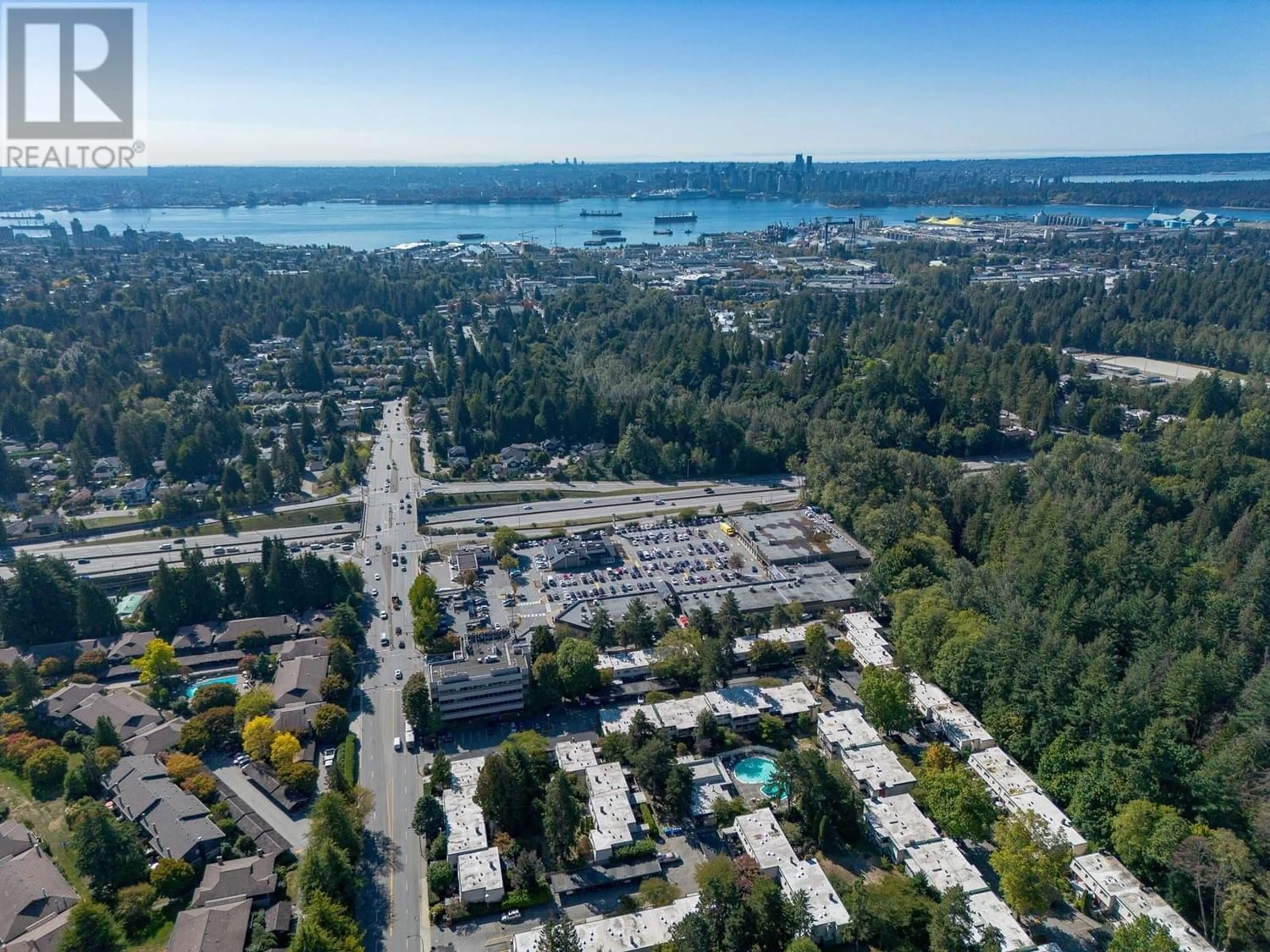 Lakeview for 698 W KINGS ROAD, North Vancouver British Columbia V7N2M7