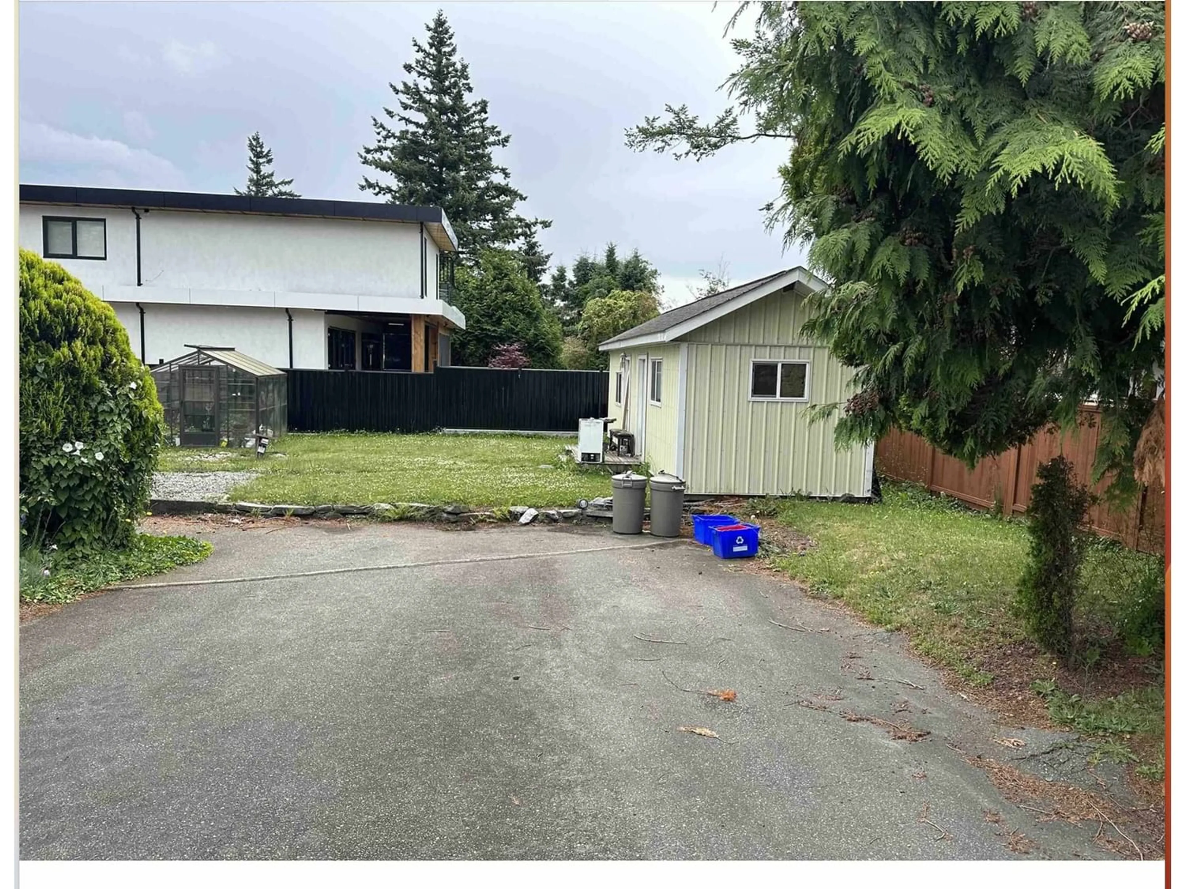 Frontside or backside of a home for 15644 ROPER AVENUE, White Rock British Columbia V4B2G6