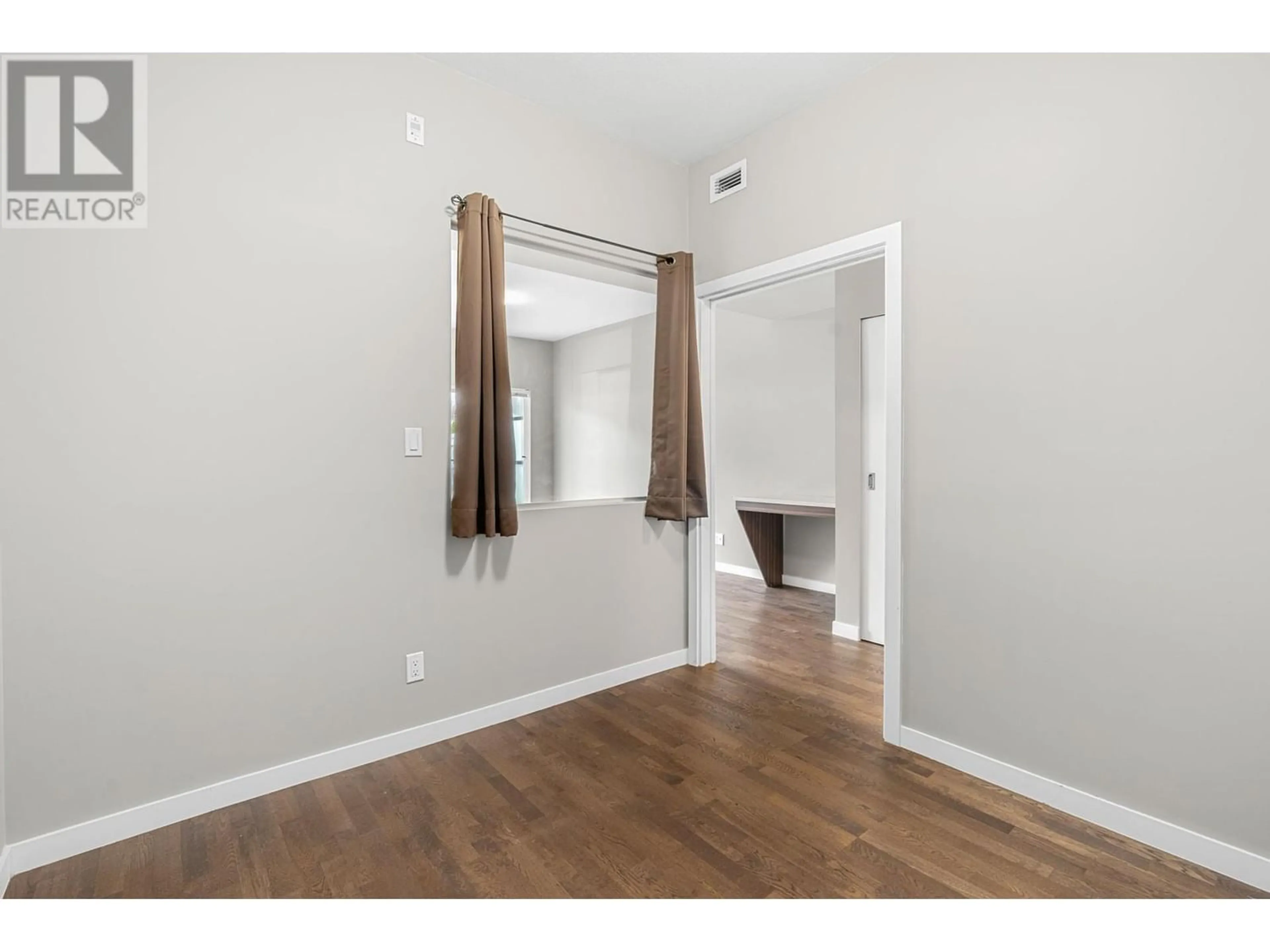 A pic of a room for 310 317 BEWICKE AVENUE, North Vancouver British Columbia V7M3E9