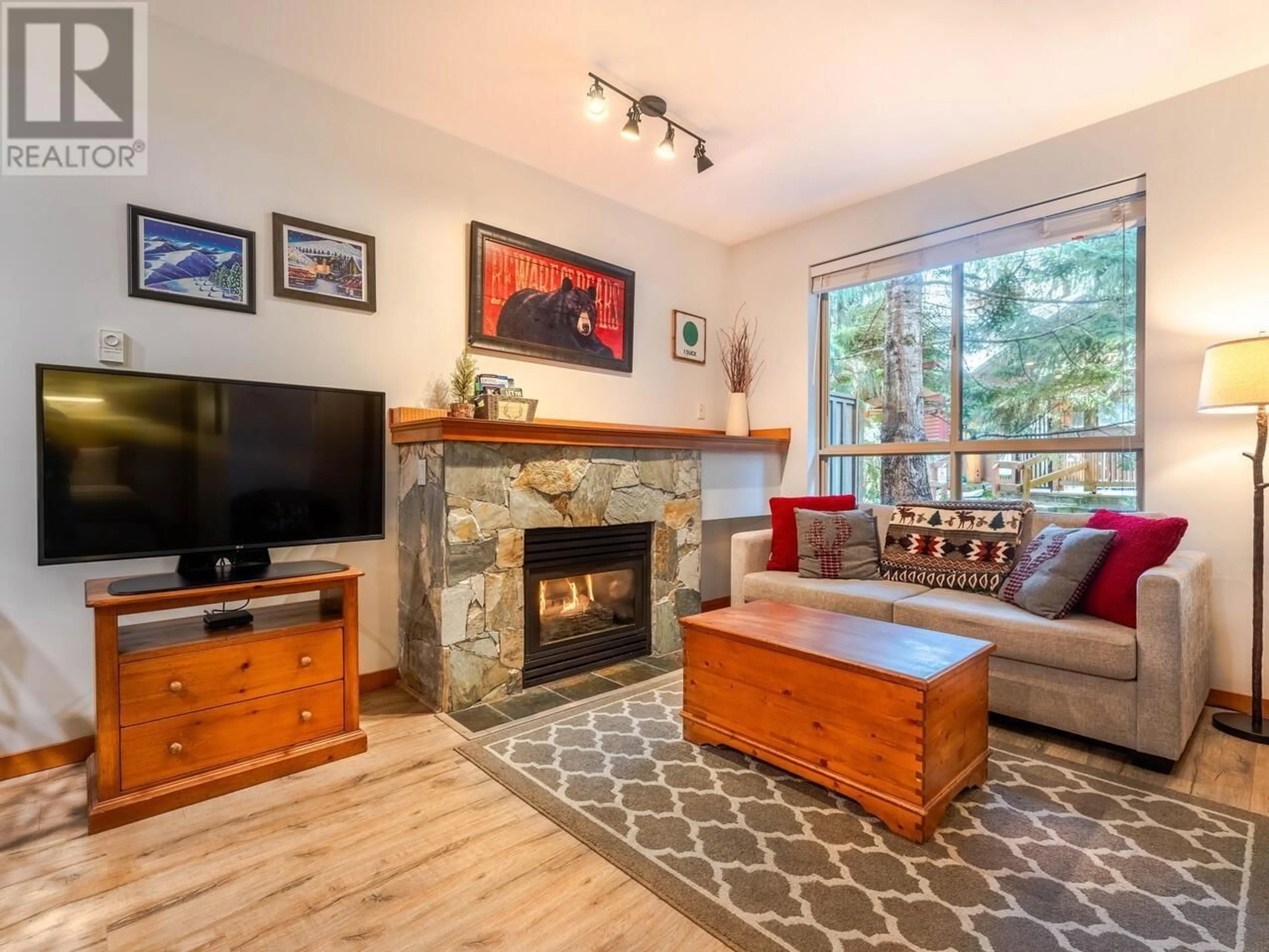 Living room for 4 4385 NORTHLANDS BOULEVARD, Whistler British Columbia V8E1C5