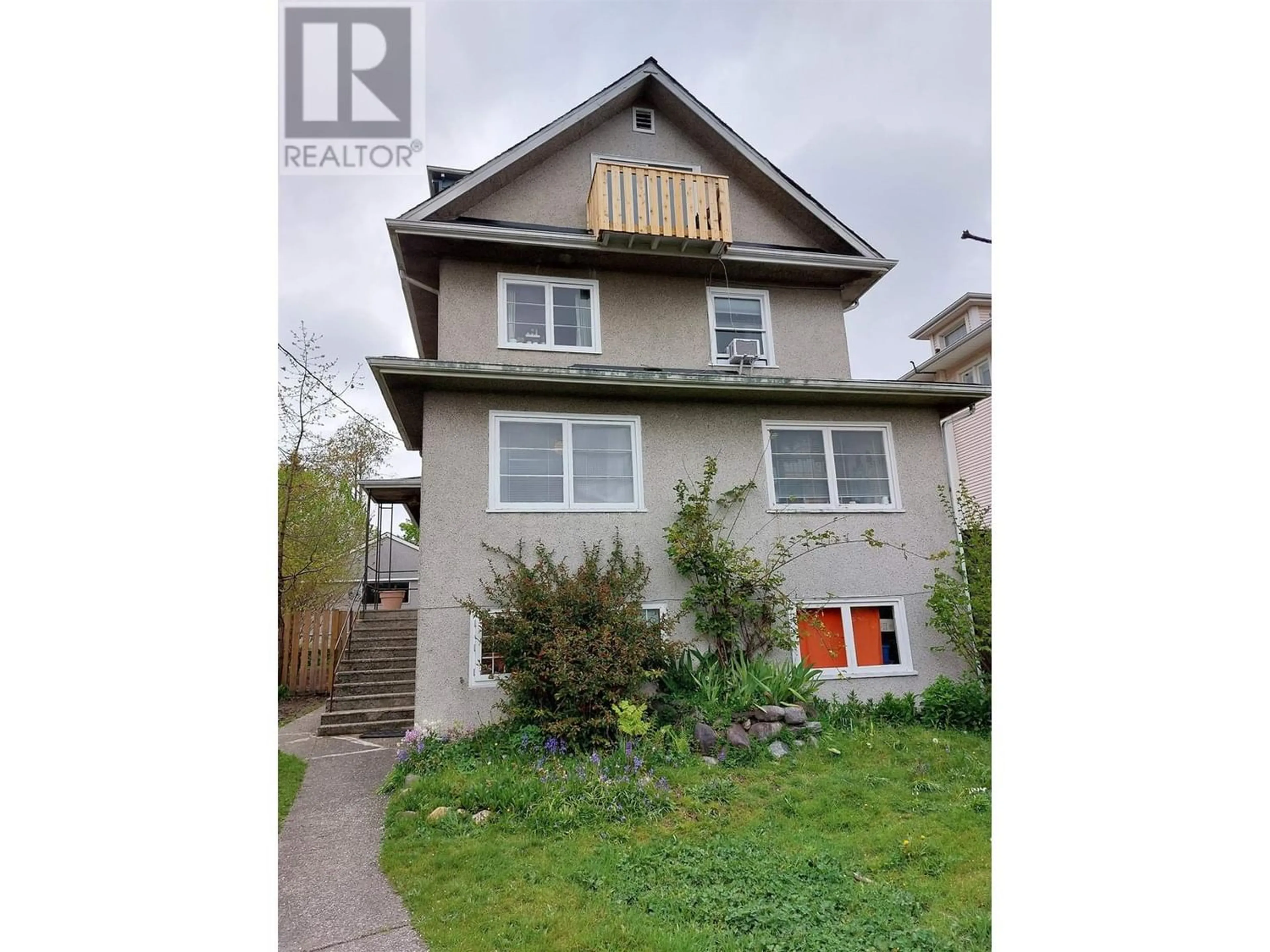 Frontside or backside of a home for 444 E 6TH STREET, North Vancouver British Columbia V7L1P9