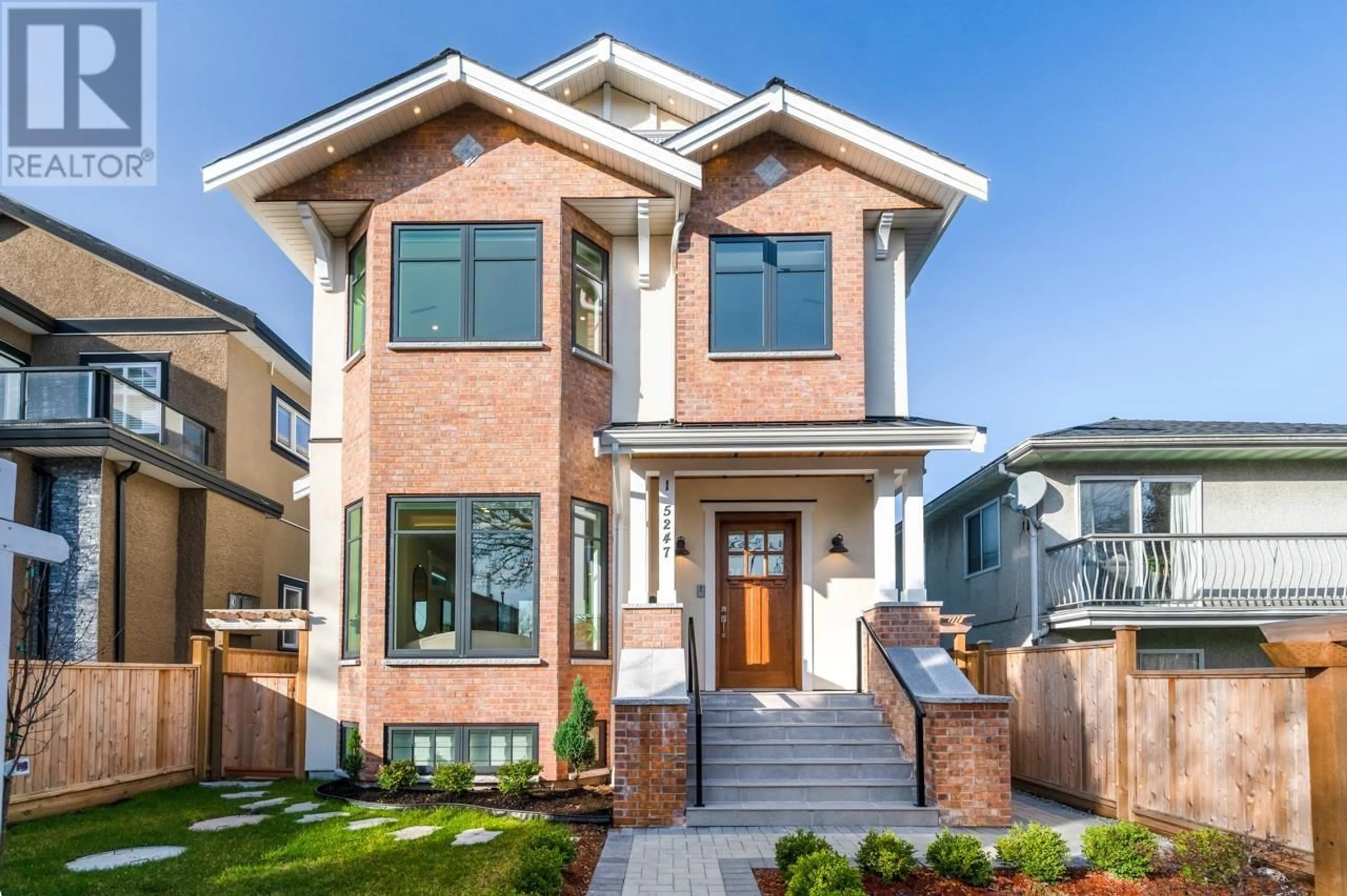 Home with brick exterior material for 5247 ELGIN STREET, Vancouver British Columbia V5W3J9