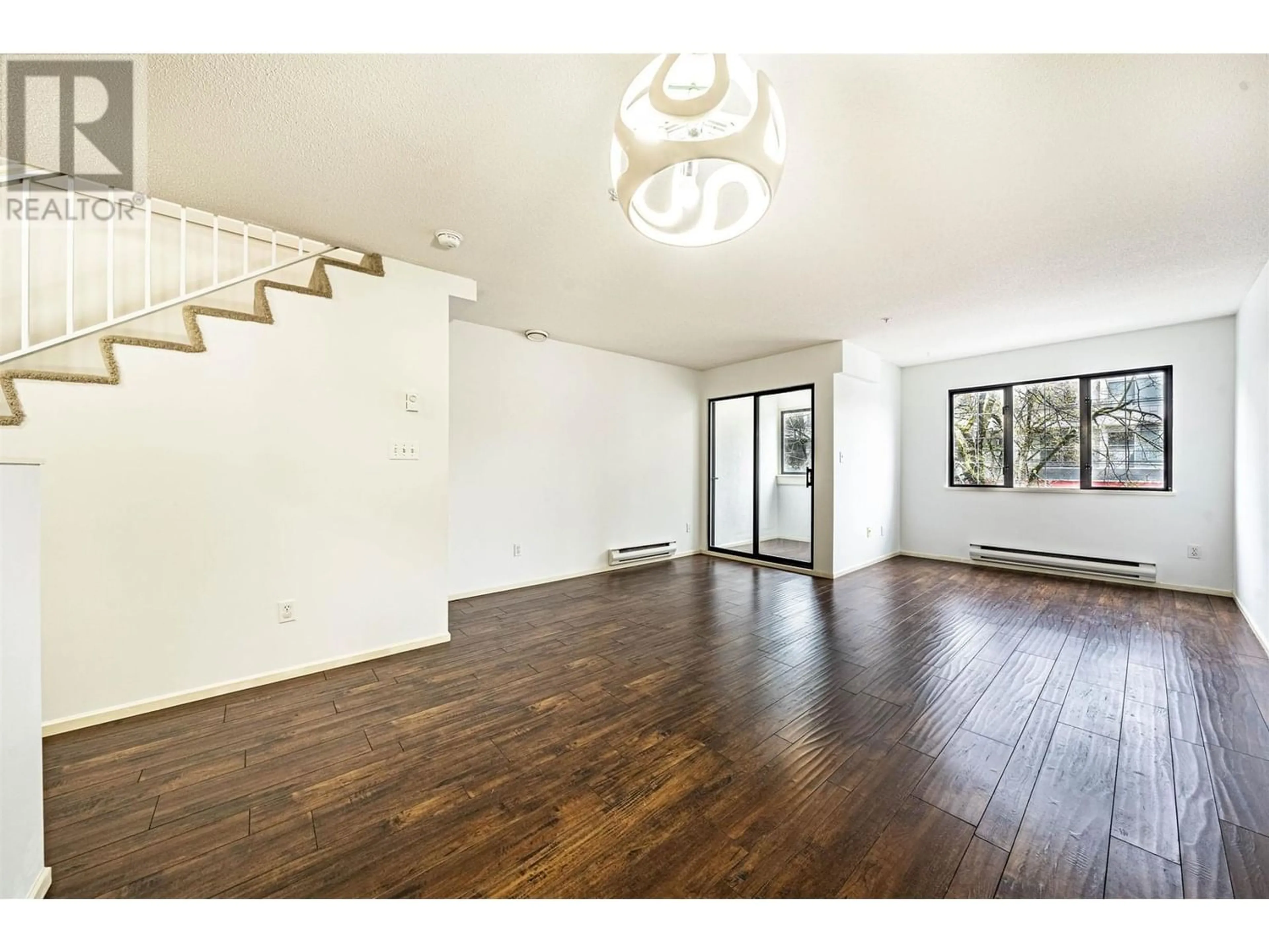 A pic of a room for 201 3368 MAIN STREET, Vancouver British Columbia V5V3M7