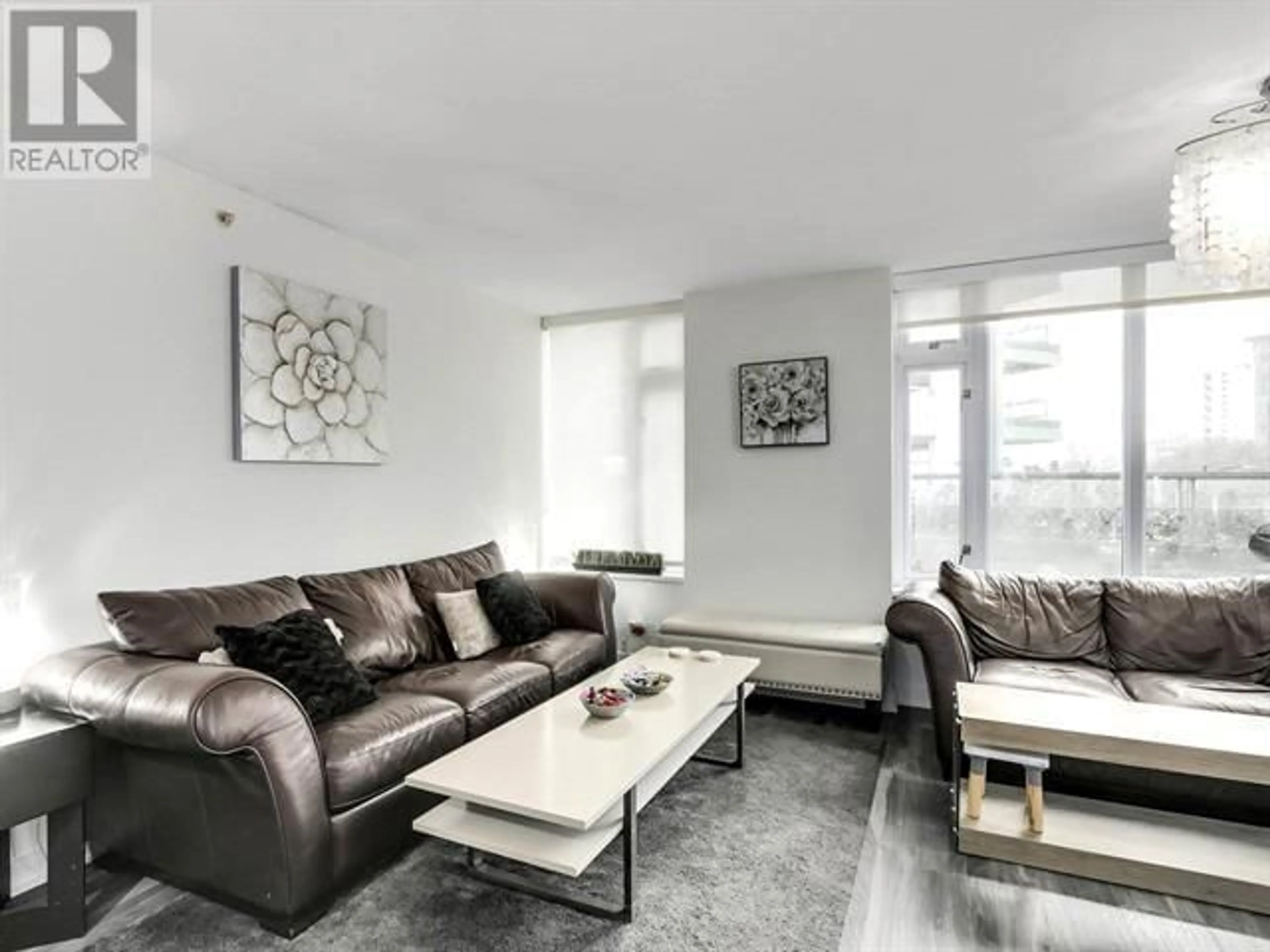 Living room for 301 1762 DAVIE STREET, Vancouver British Columbia V6G1W2