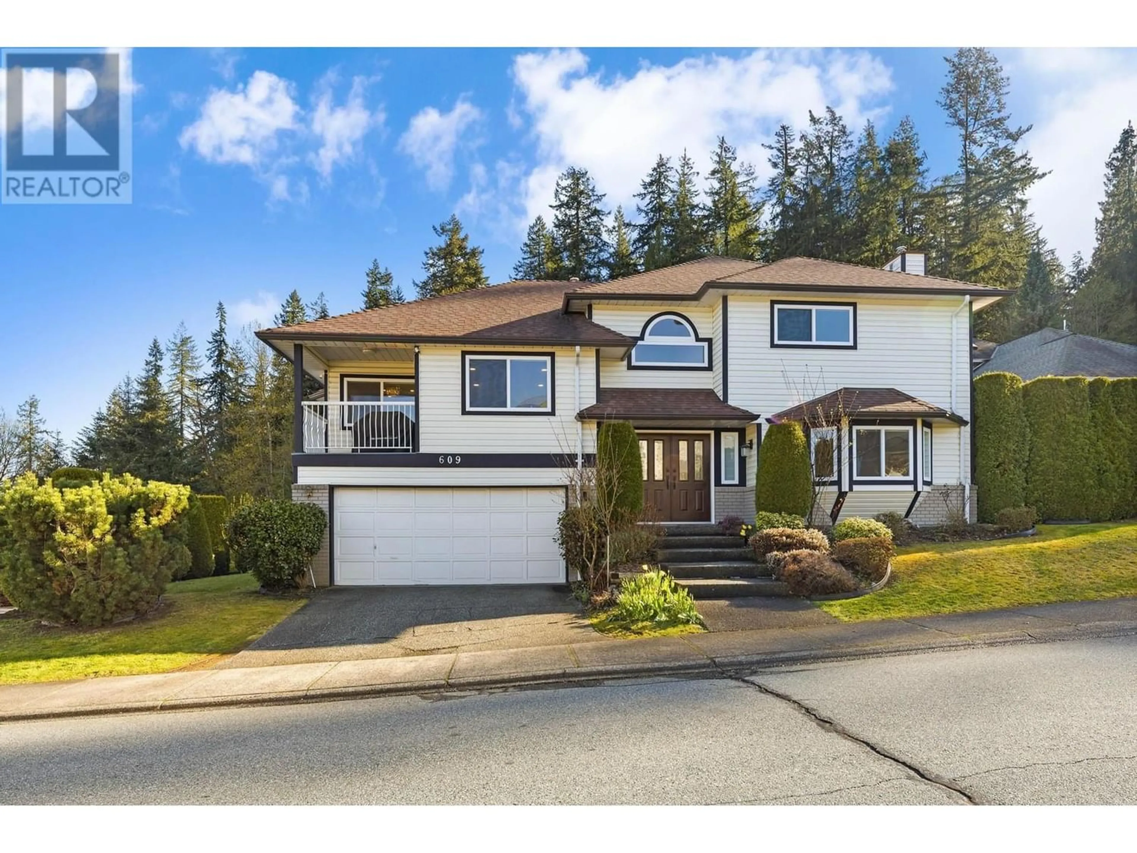 Frontside or backside of a home for 609 DECKER PLACE, Coquitlam British Columbia V3C5W7