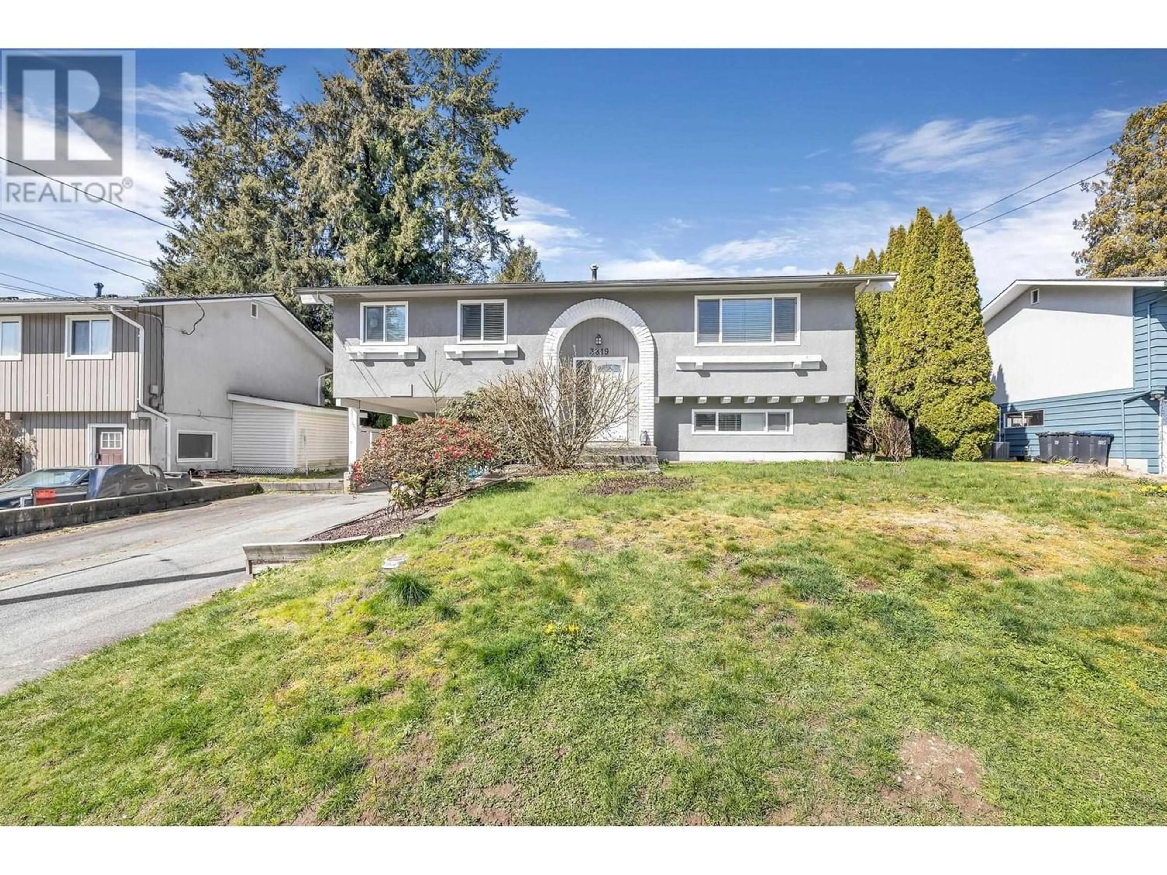 Frontside or backside of a home for 3819 WELLINGTON STREET, Port Coquitlam British Columbia V3B3Z3