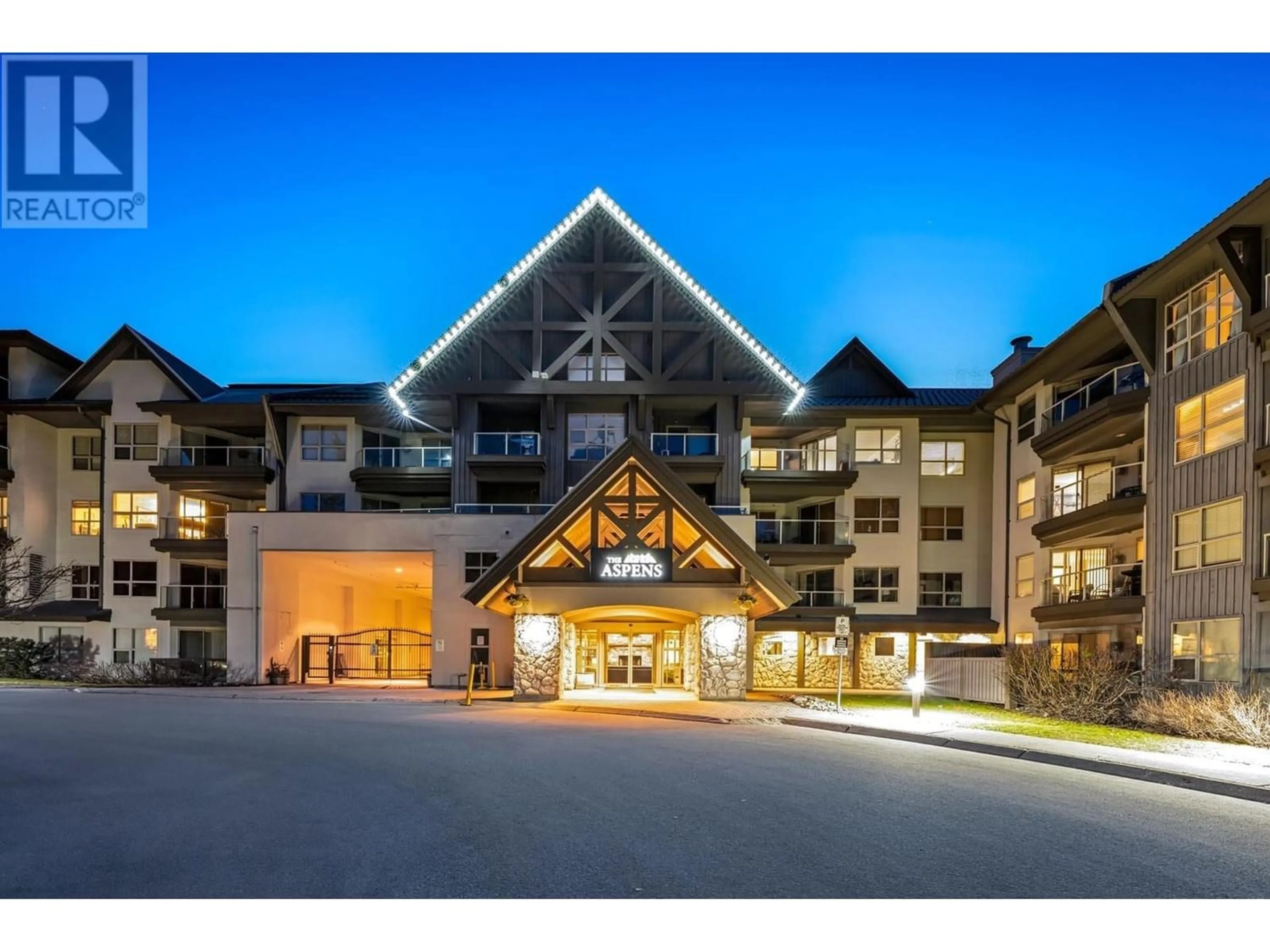 Indoor lobby for 202 4800 SPEARHEAD DRIVE, Whistler British Columbia V8E1G1