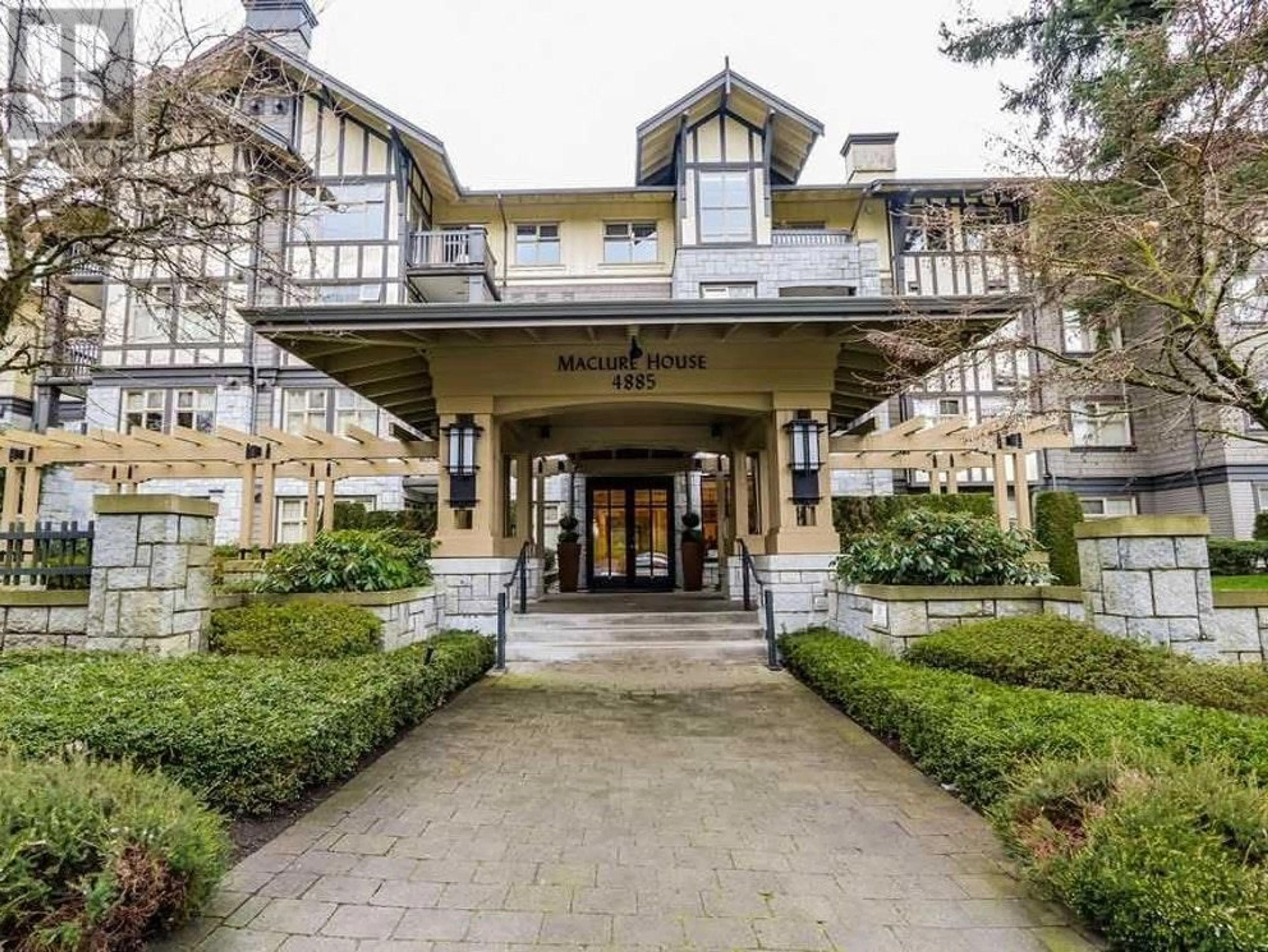 Outside view for 312 4885 VALLEY DRIVE, Vancouver British Columbia V6J5M7