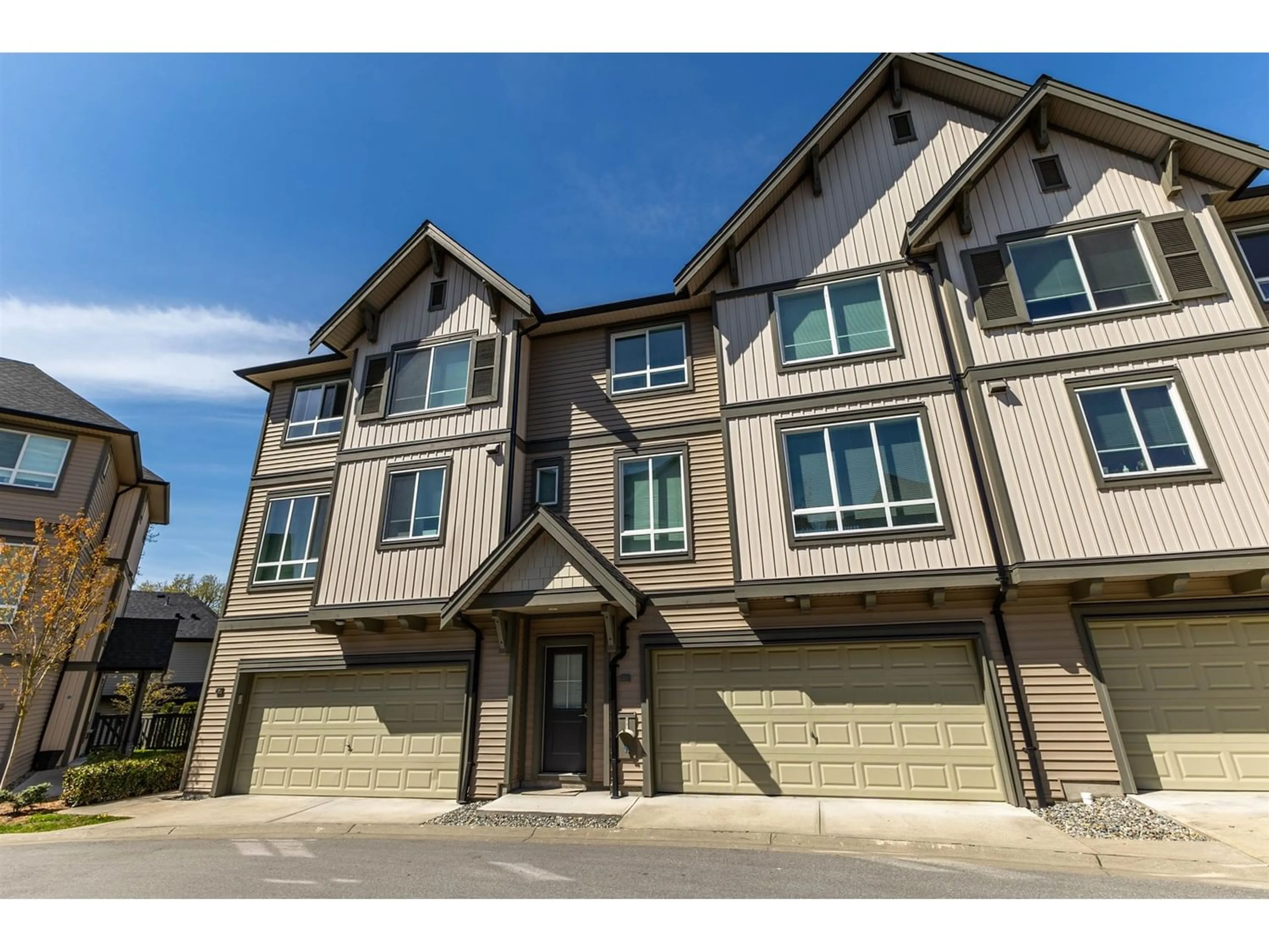 A pic from exterior of the house or condo for 46 30930 WESTRIDGE PLACE, Abbotsford British Columbia V2T0H6