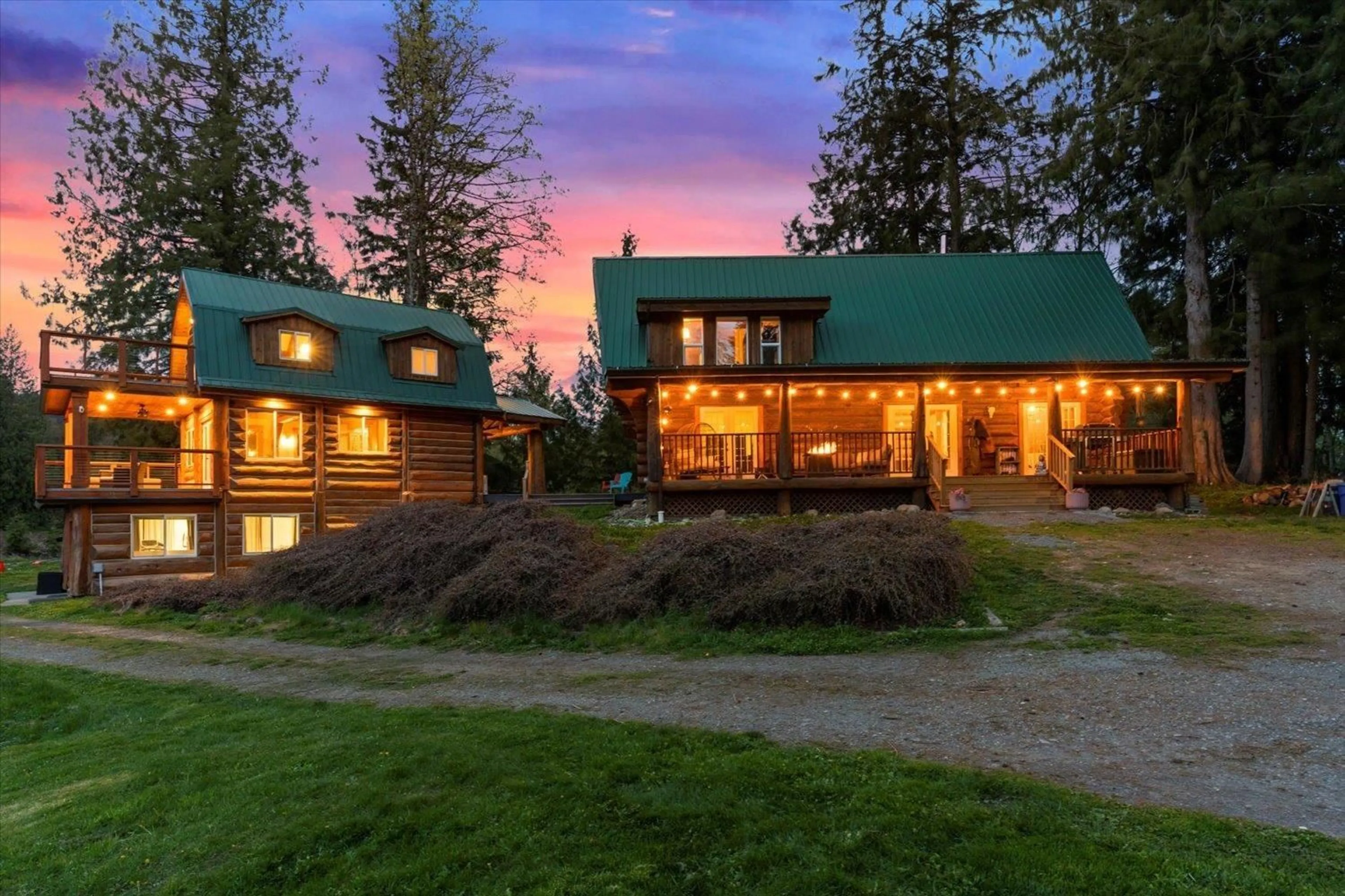 Cottage for 48195 SHERLAW ROAD, Chilliwack British Columbia V4Z1H4