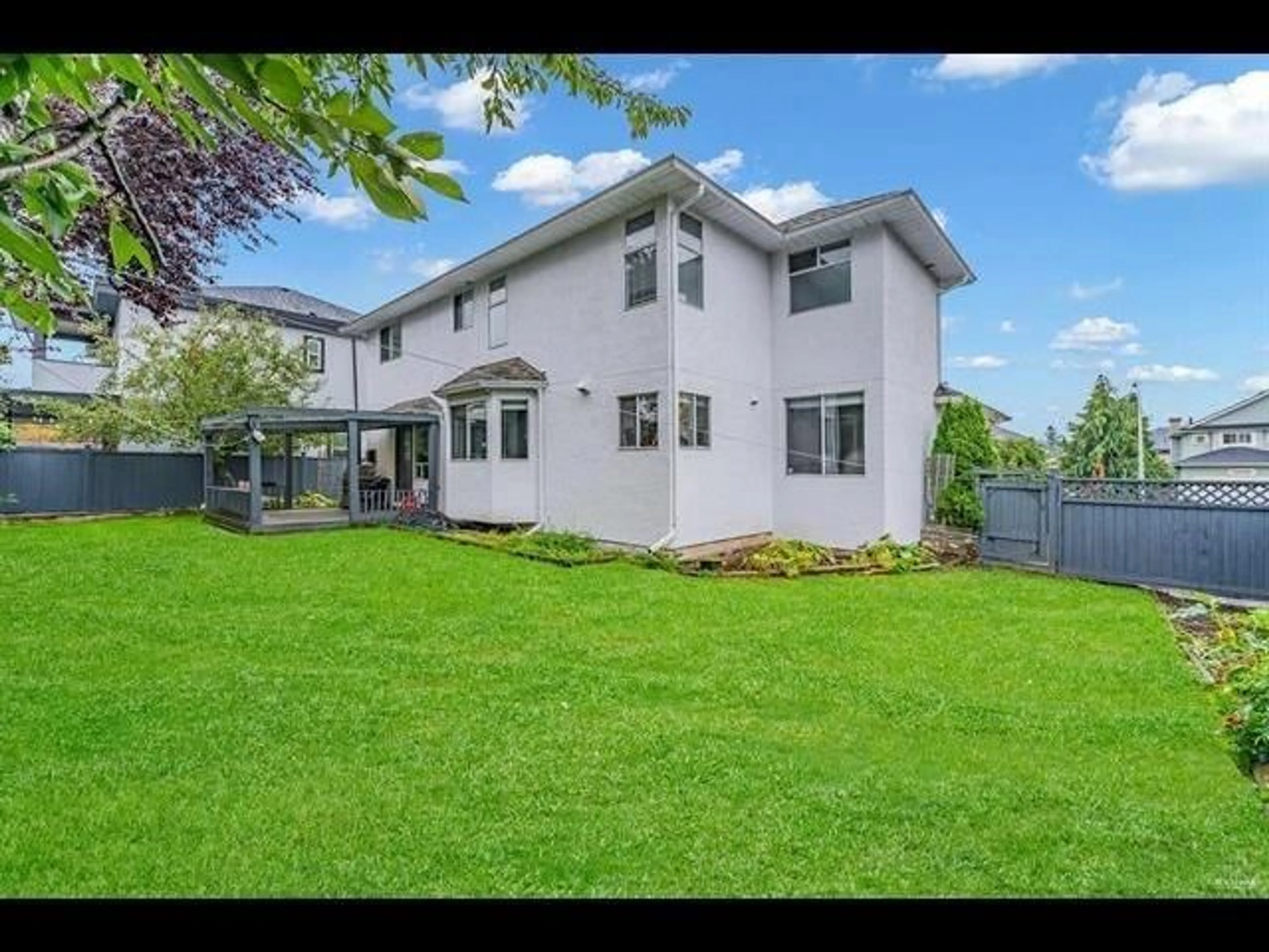 Frontside or backside of a home for 18531 56A AVENUE, Surrey British Columbia V3S8J3