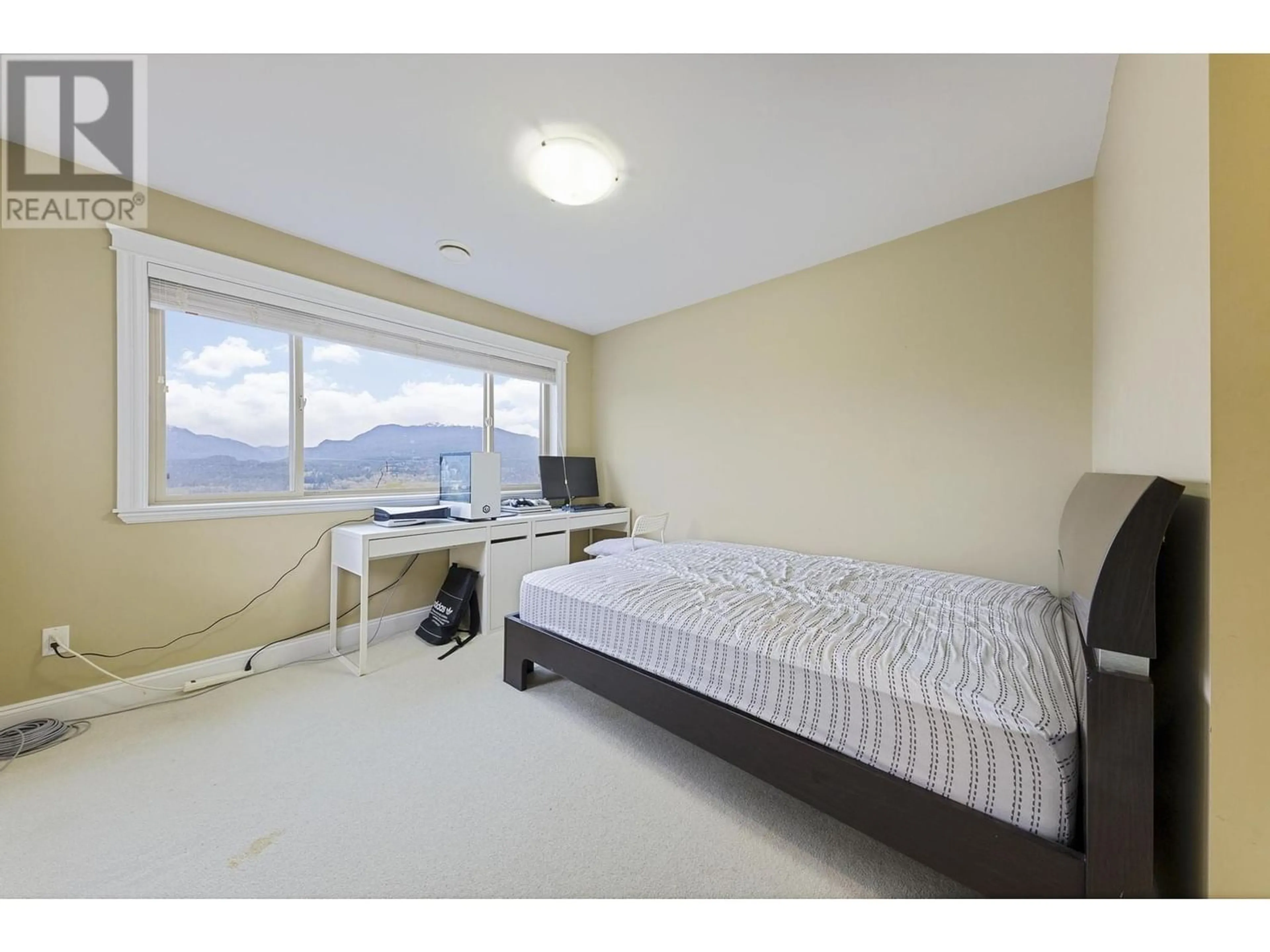 A pic of a room for 528 N MACDONALD AVENUE, Burnaby British Columbia V5C1T9