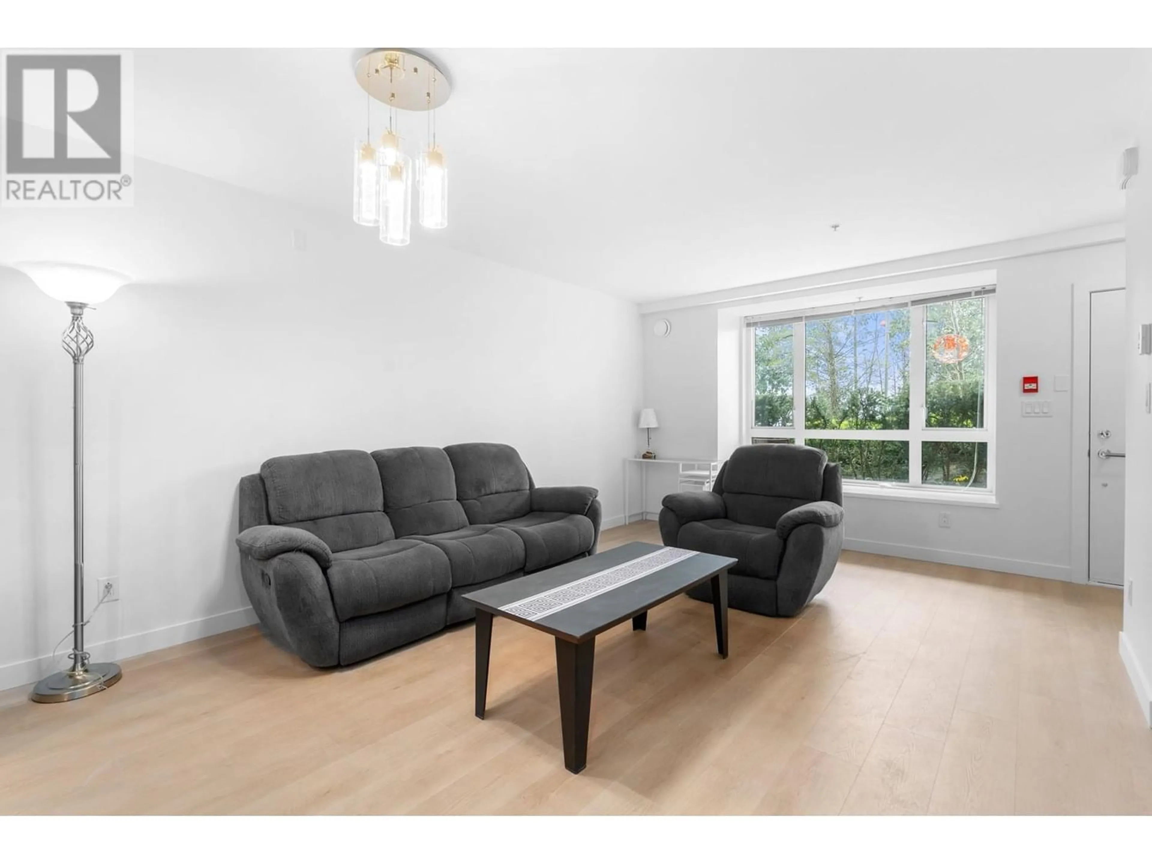Living room for 107 9350 UNIVERSITY HIGH STREET, Burnaby British Columbia V5A0B6